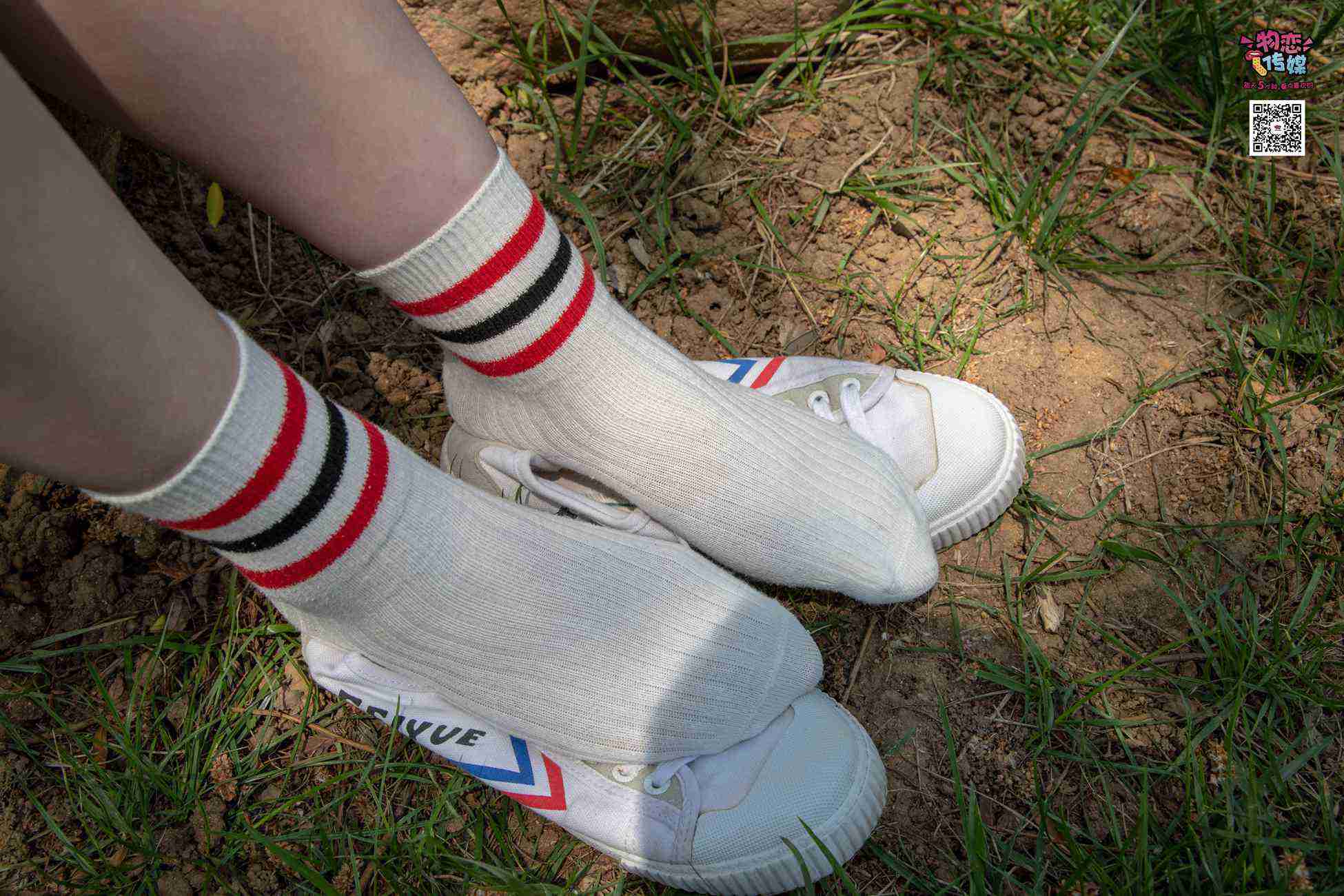 图片[29]-物恋传媒 No.009 纯纯的邻家小妹哦，小白鞋下藏着什么样的棉袜呢 [187P] – 速更版-美库