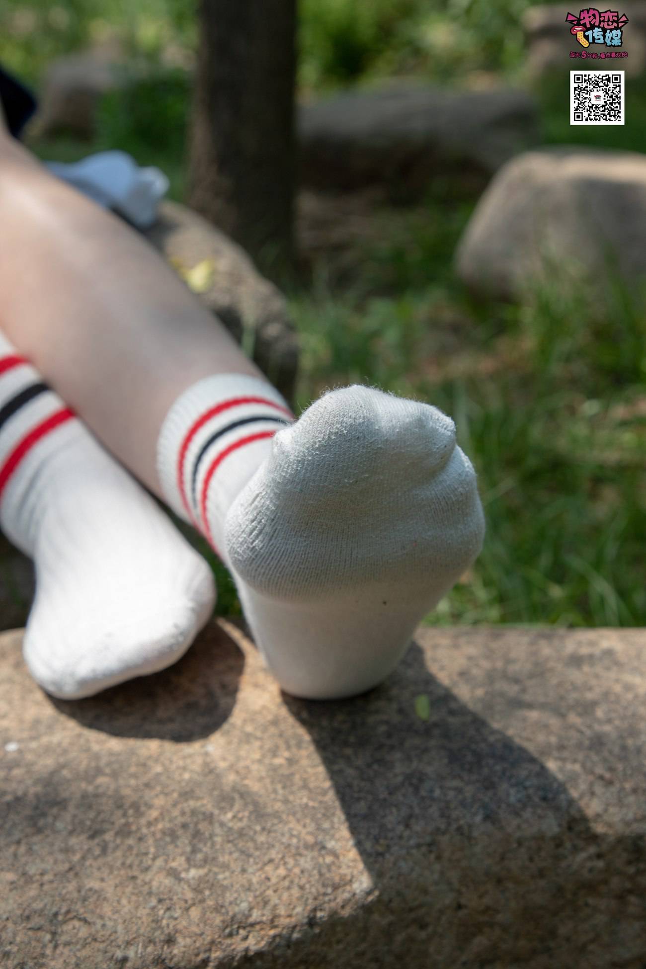 图片[30]-物恋传媒 No.009 纯纯的邻家小妹哦，小白鞋下藏着什么样的棉袜呢 [187P] – 速更版-美库