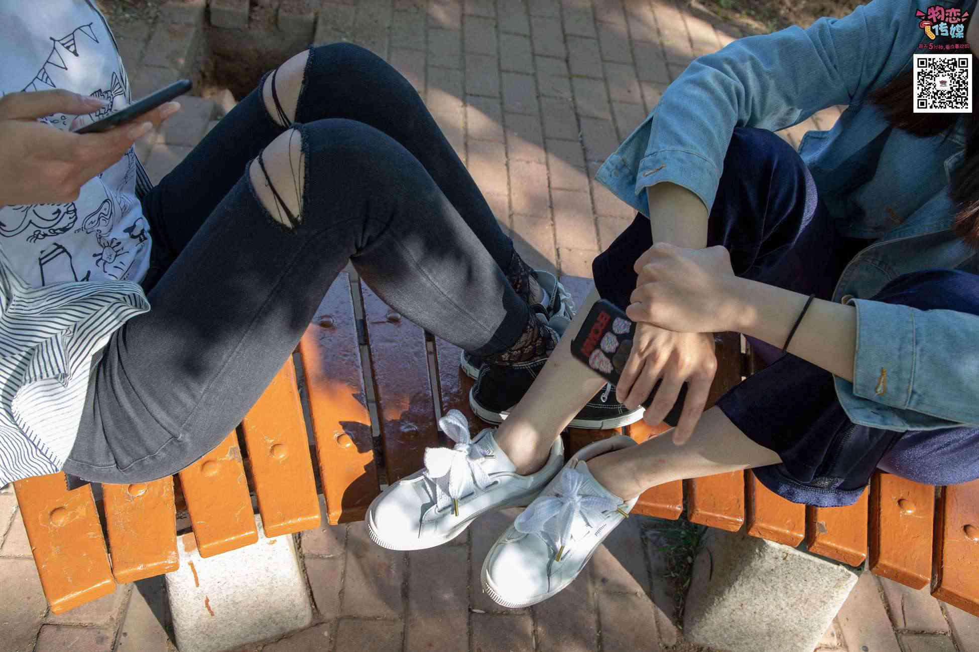 图片[18]-[物恋传媒] NO.010 纯的闺蜜情，纯纯的鞋子与棉袜 [209P] – 速更版-美库