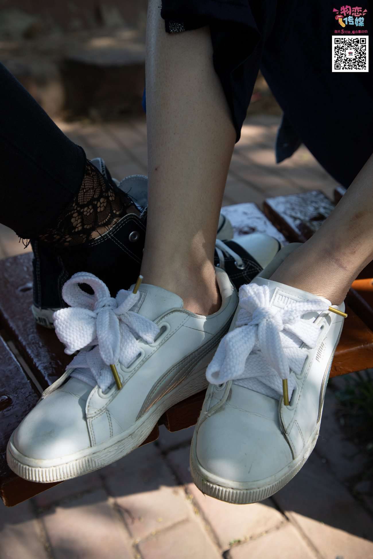 图片[22]-[物恋传媒] NO.010 纯的闺蜜情，纯纯的鞋子与棉袜 [209P] – 速更版-美库