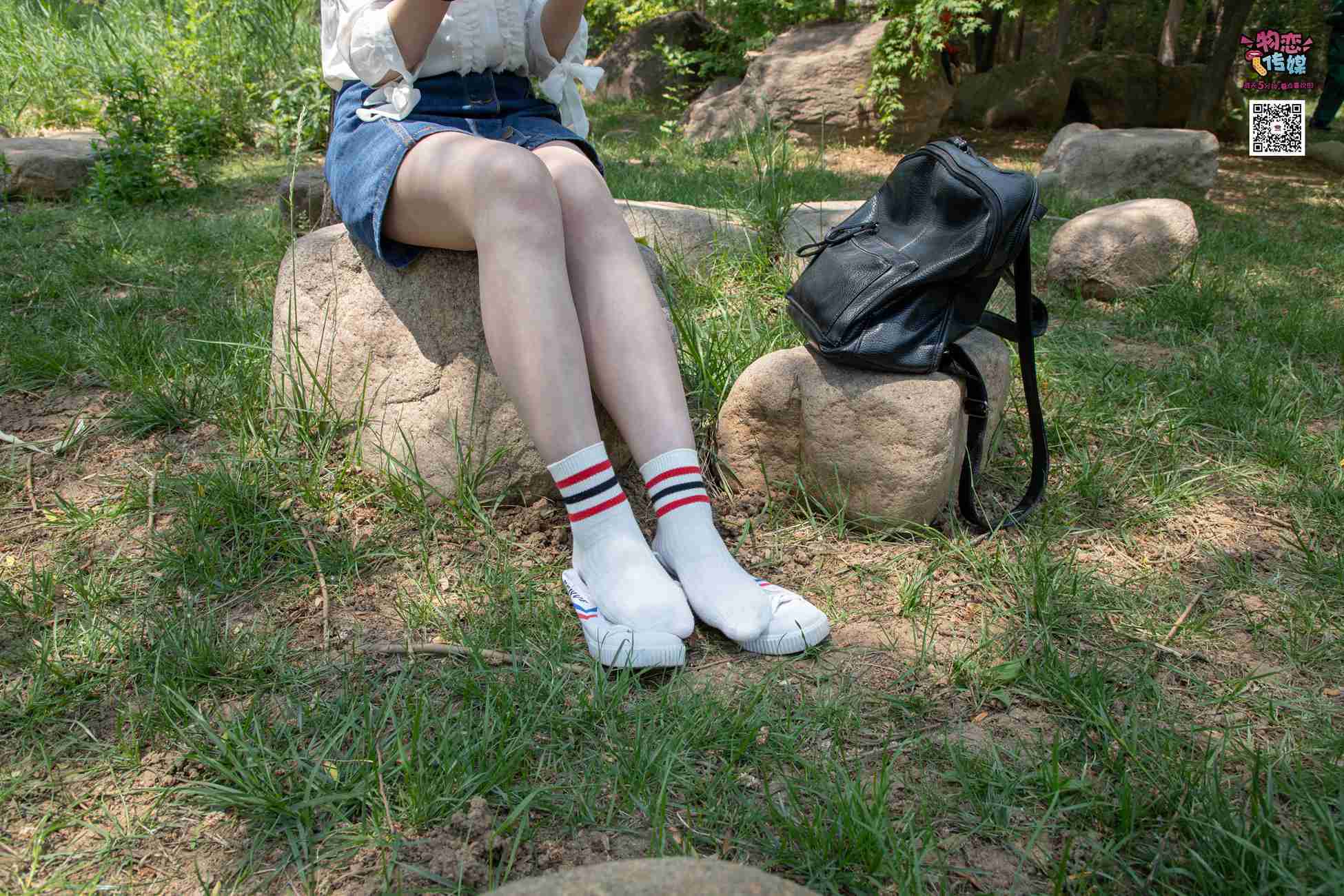 图片[41]-物恋传媒 No.009 纯纯的邻家小妹哦，小白鞋下藏着什么样的棉袜呢 [187P] – 速更版-美库