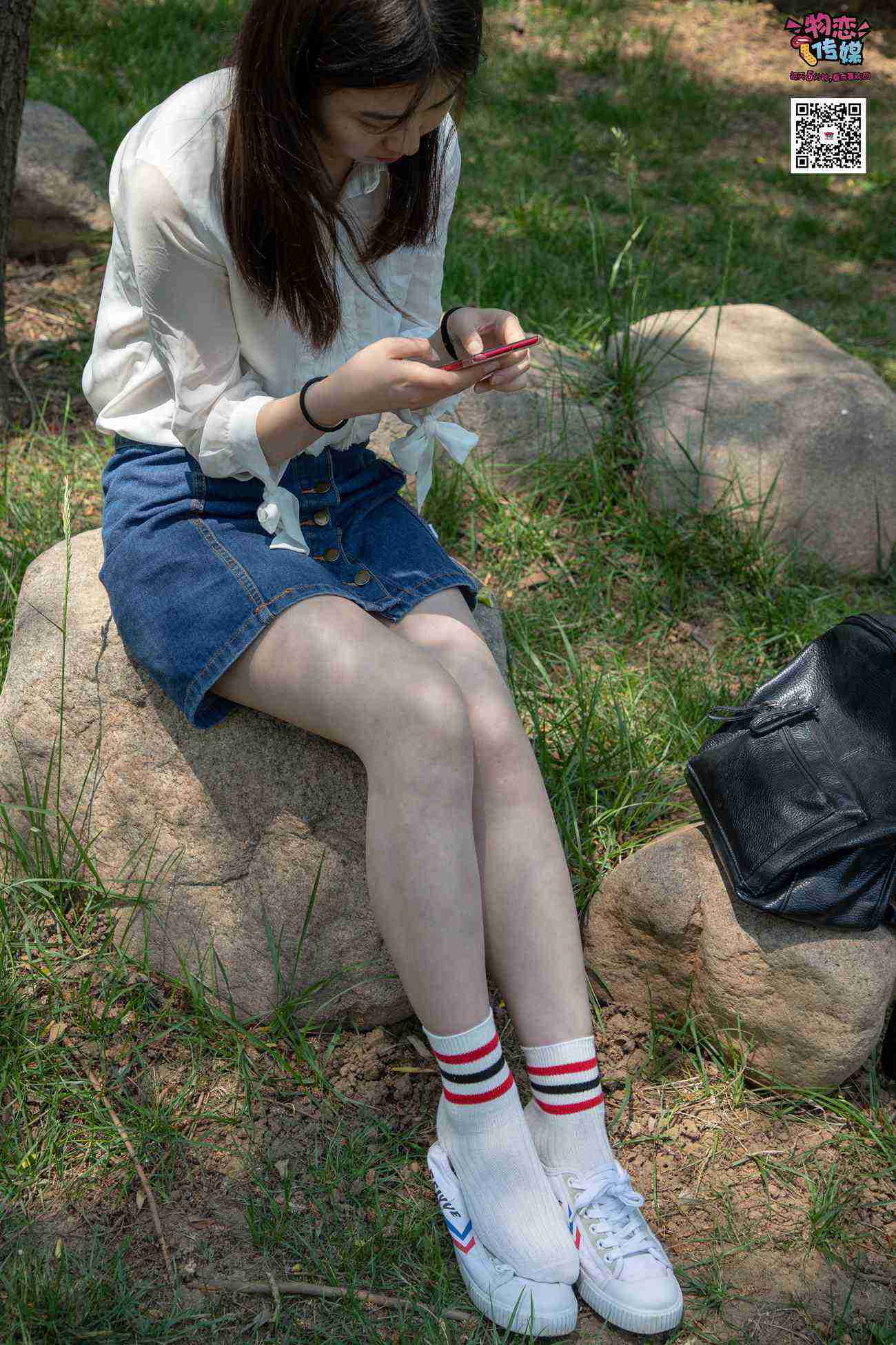 图片[44]-物恋传媒 No.009 纯纯的邻家小妹哦，小白鞋下藏着什么样的棉袜呢 [187P] – 速更版-美库