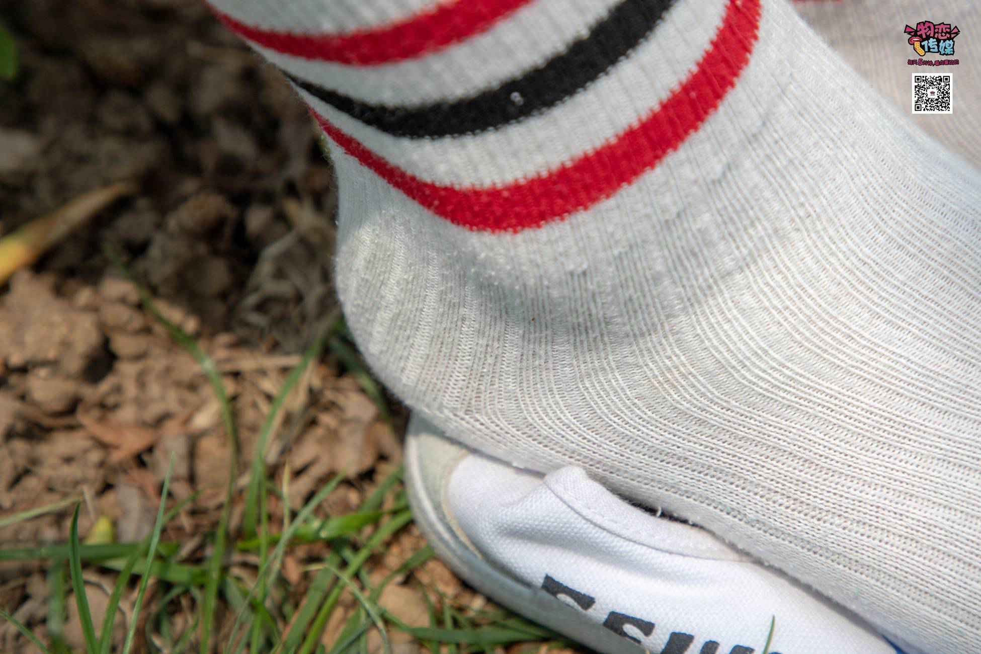 图片[47]-物恋传媒 No.009 纯纯的邻家小妹哦，小白鞋下藏着什么样的棉袜呢 [187P] – 速更版-美库