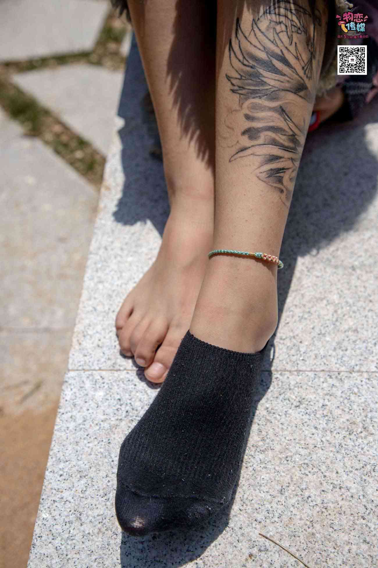 图片[23]-物恋传媒 No.011 纯纯的邻家小妹,小白鞋搭配黑色船袜,清凉一夏 [187P] – 速更版-美库