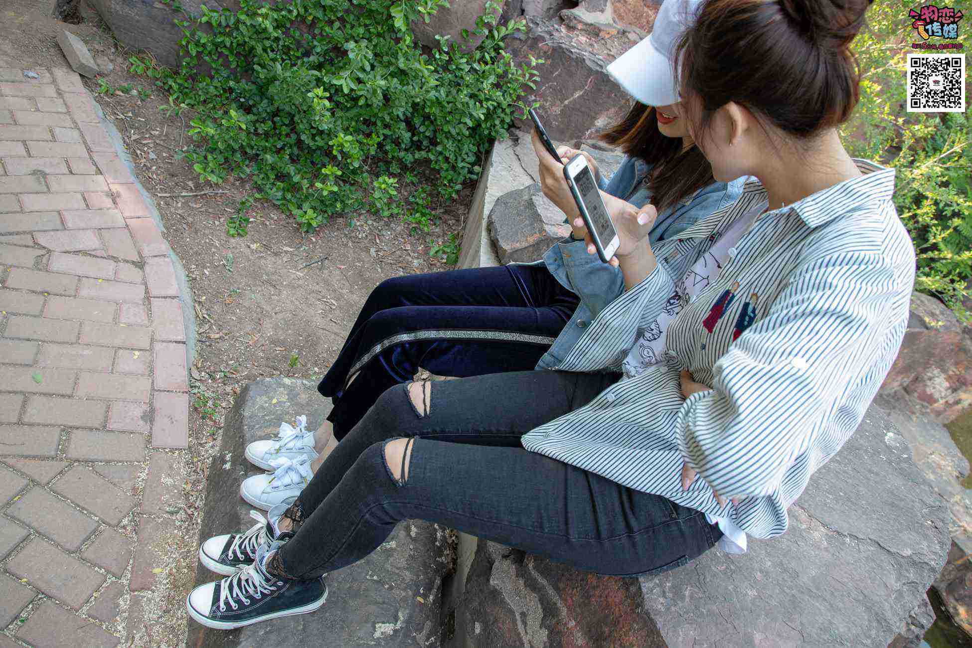 图片[33]-[物恋传媒] NO.010 纯的闺蜜情，纯纯的鞋子与棉袜 [209P] – 速更版-美库