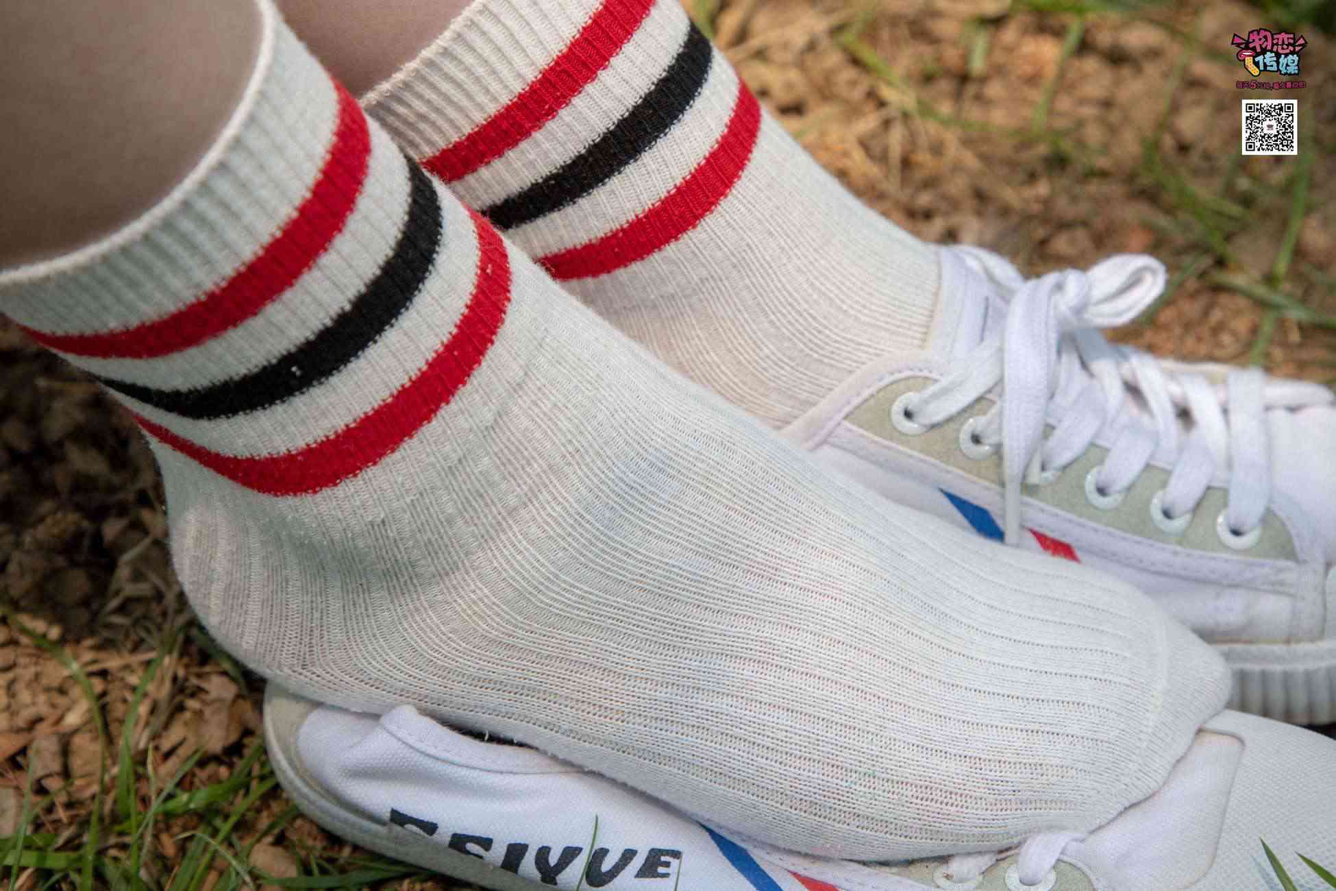 图片[51]-物恋传媒 No.009 纯纯的邻家小妹哦，小白鞋下藏着什么样的棉袜呢 [187P] – 速更版-美库