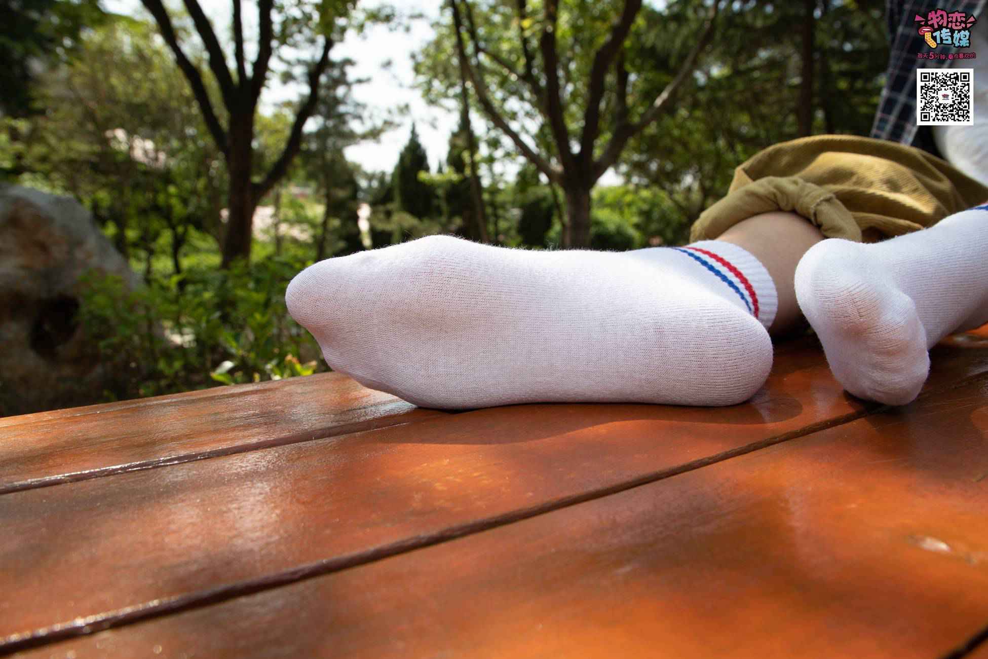 图片[12]-物恋传媒 No.013 气质独特的邻家小妹,粉色小棉袜加白袜哦 [187P] – 速更版-美库