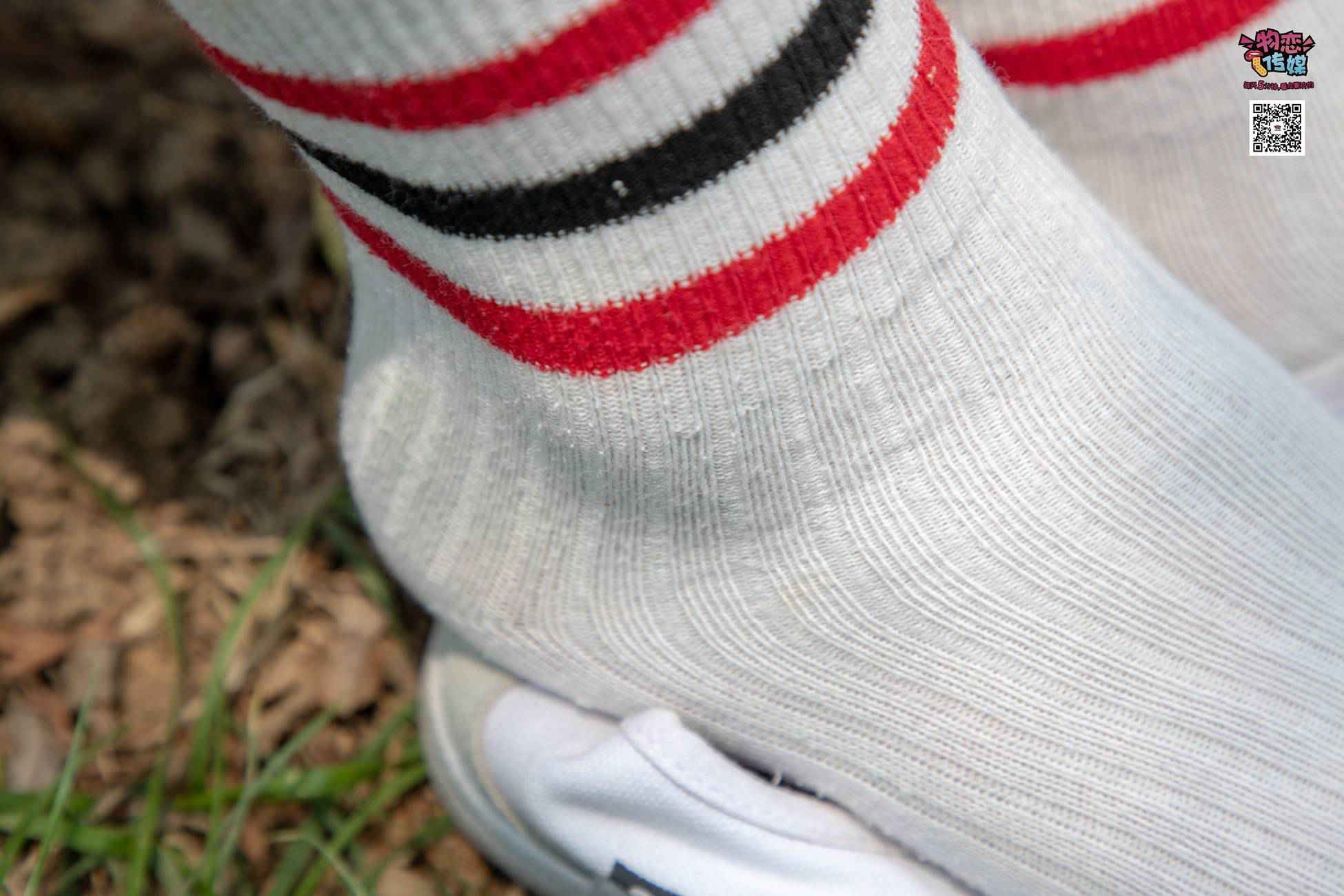 图片[52]-物恋传媒 No.009 纯纯的邻家小妹哦，小白鞋下藏着什么样的棉袜呢 [187P] – 速更版-美库