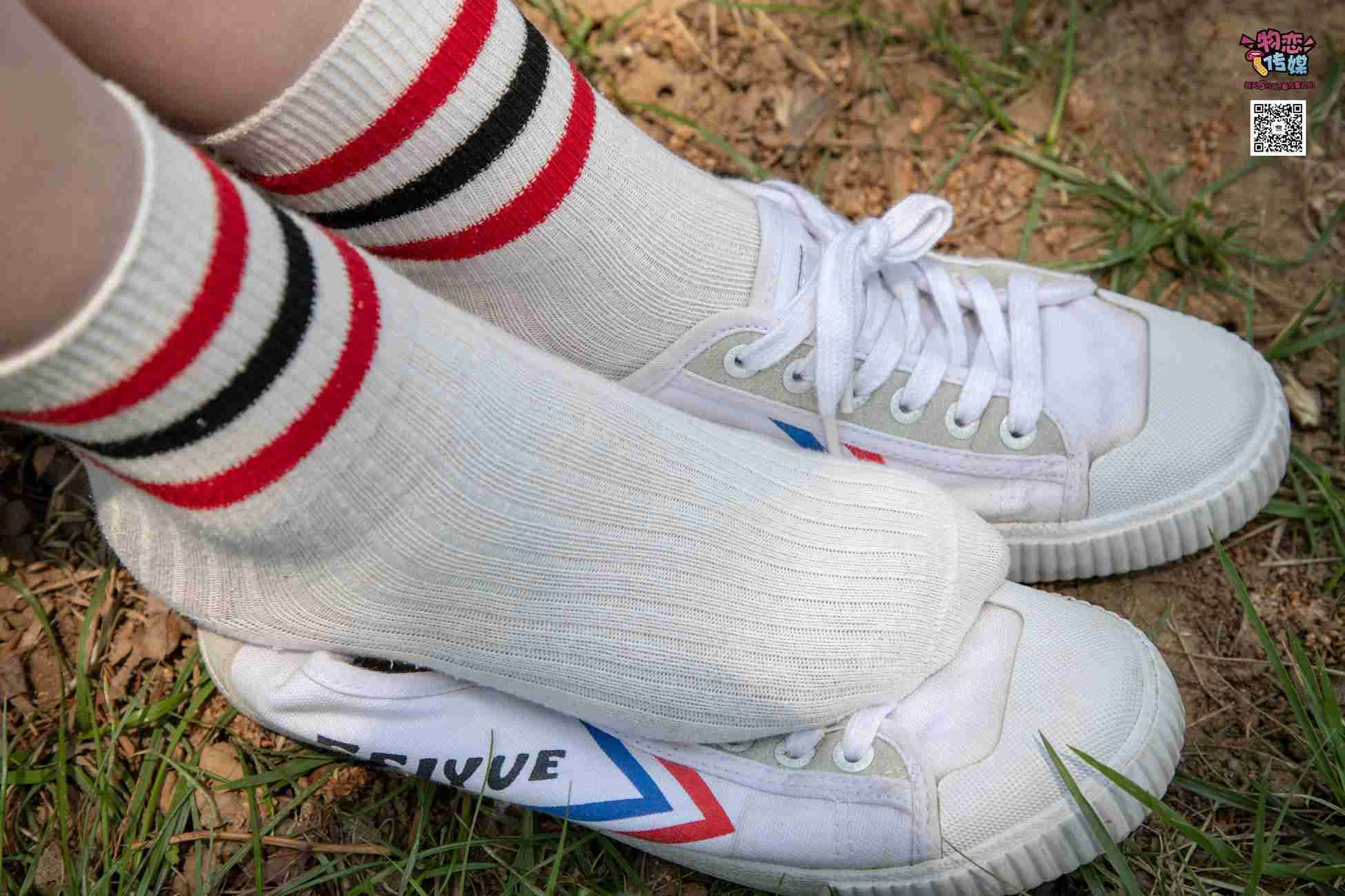 图片[55]-物恋传媒 No.009 纯纯的邻家小妹哦，小白鞋下藏着什么样的棉袜呢 [187P] – 速更版-美库