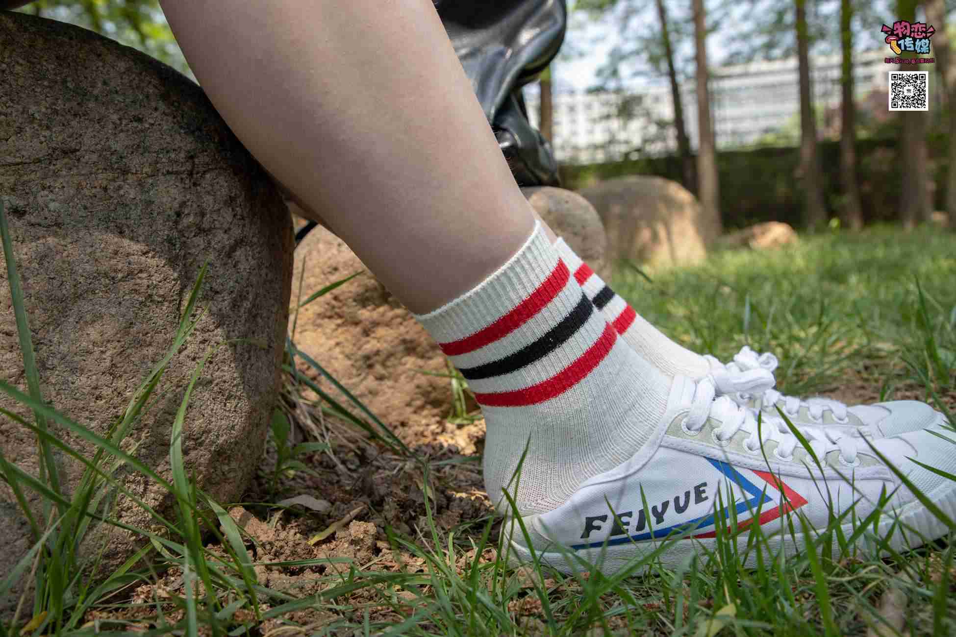 图片[59]-物恋传媒 No.009 纯纯的邻家小妹哦，小白鞋下藏着什么样的棉袜呢 [187P] – 速更版-美库