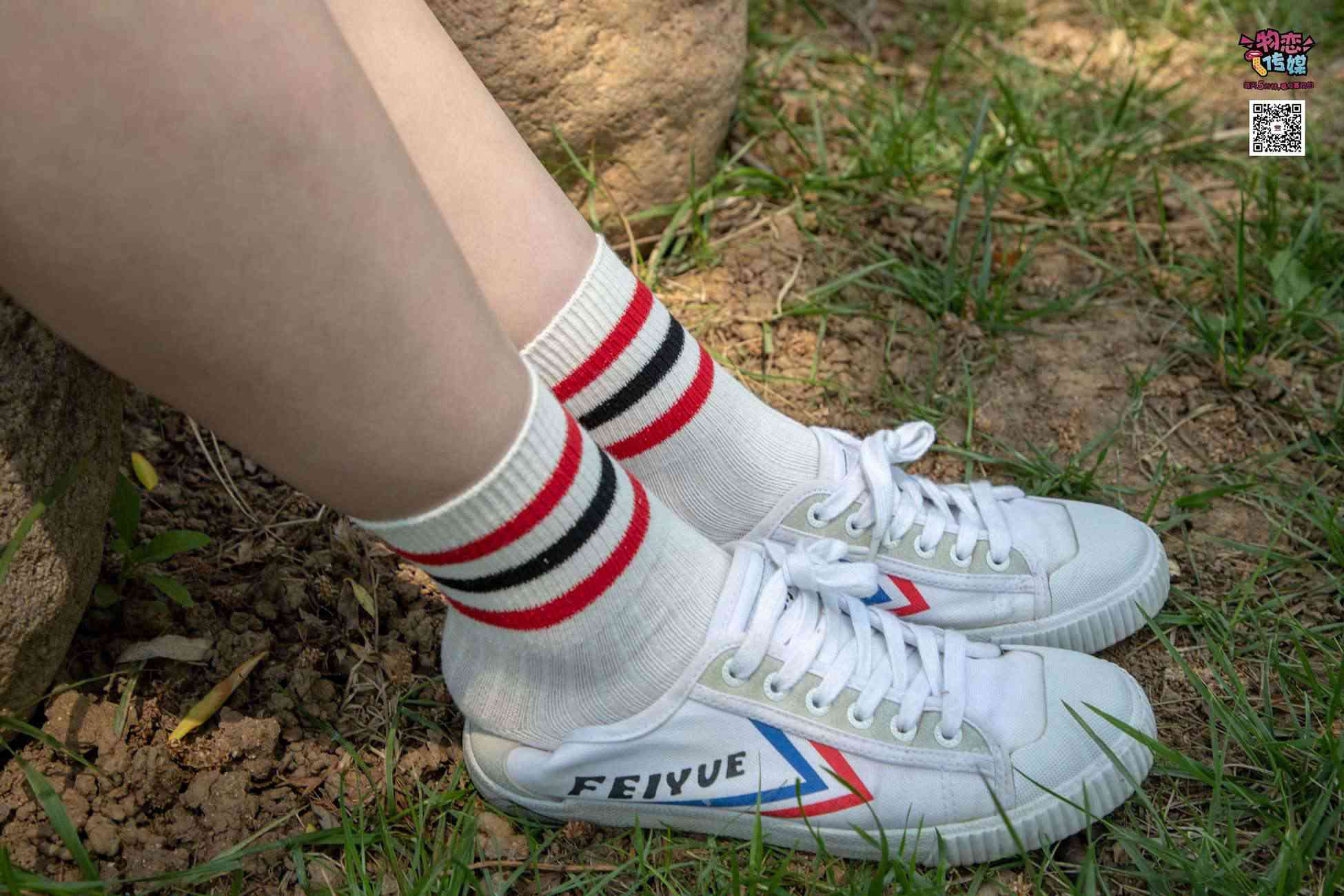 图片[60]-物恋传媒 No.009 纯纯的邻家小妹哦，小白鞋下藏着什么样的棉袜呢 [187P] – 速更版-美库