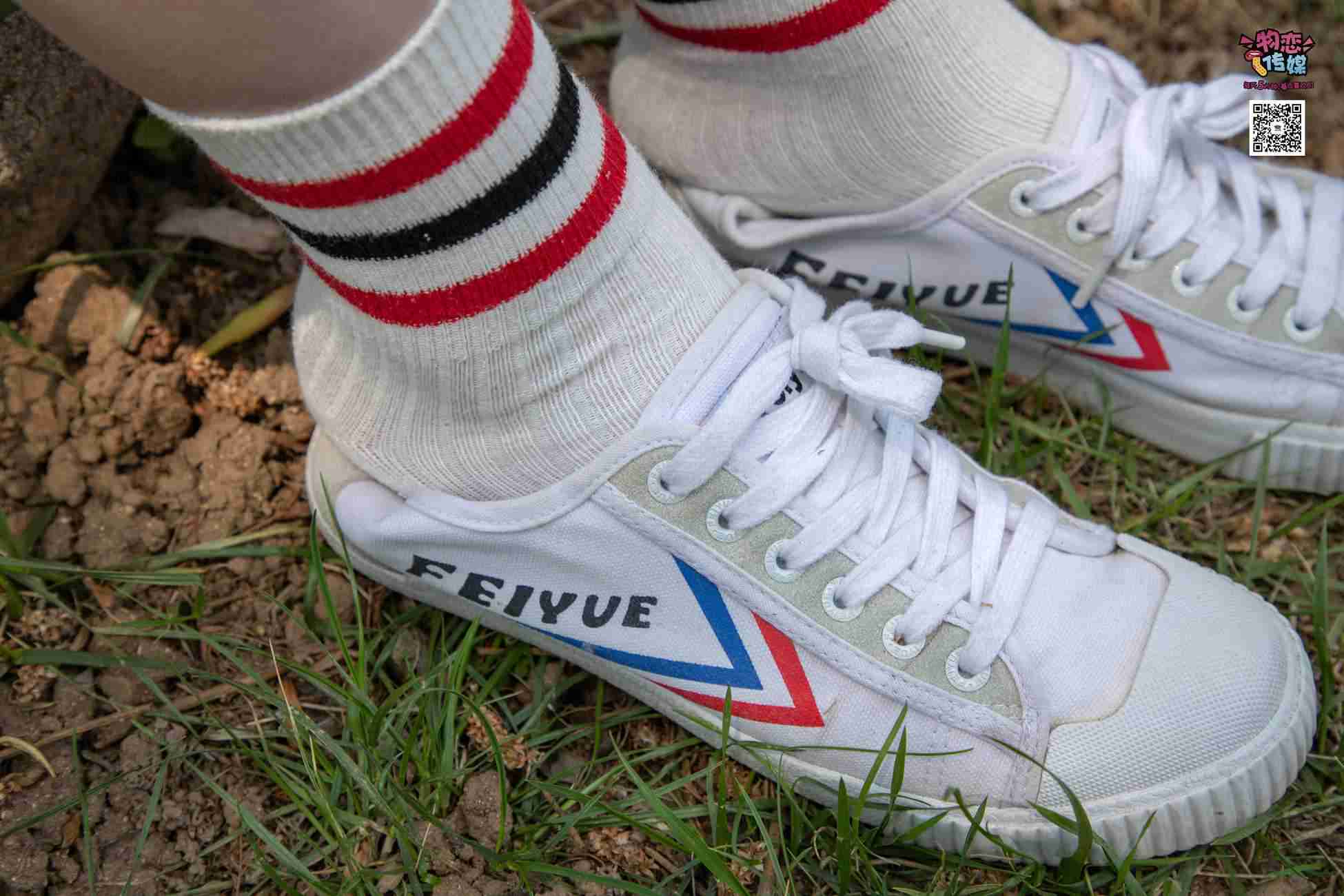 图片[61]-物恋传媒 No.009 纯纯的邻家小妹哦，小白鞋下藏着什么样的棉袜呢 [187P] – 速更版-美库