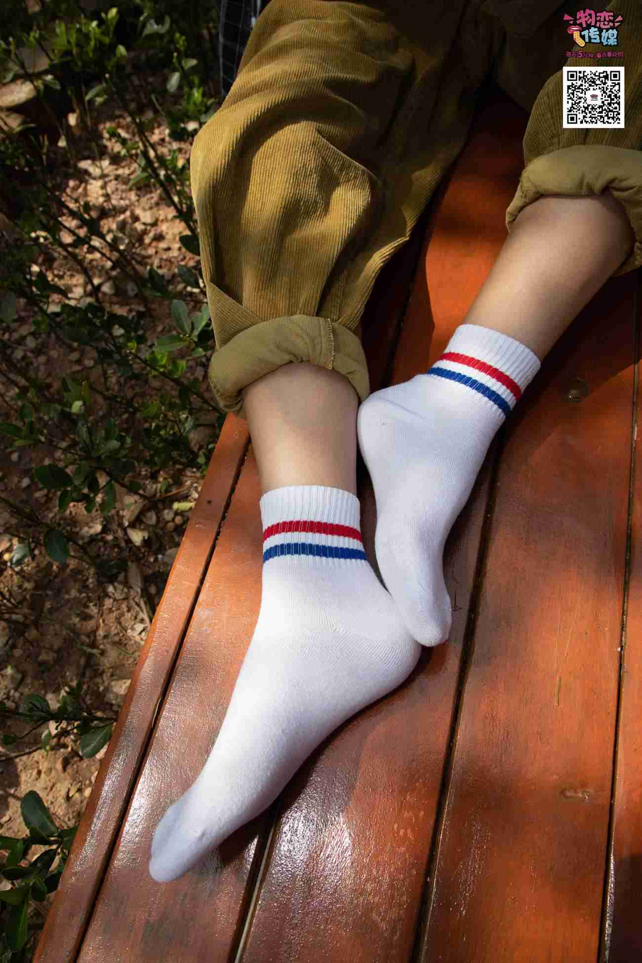 图片[21]-物恋传媒 No.013 气质独特的邻家小妹,粉色小棉袜加白袜哦 [187P] – 速更版-美库