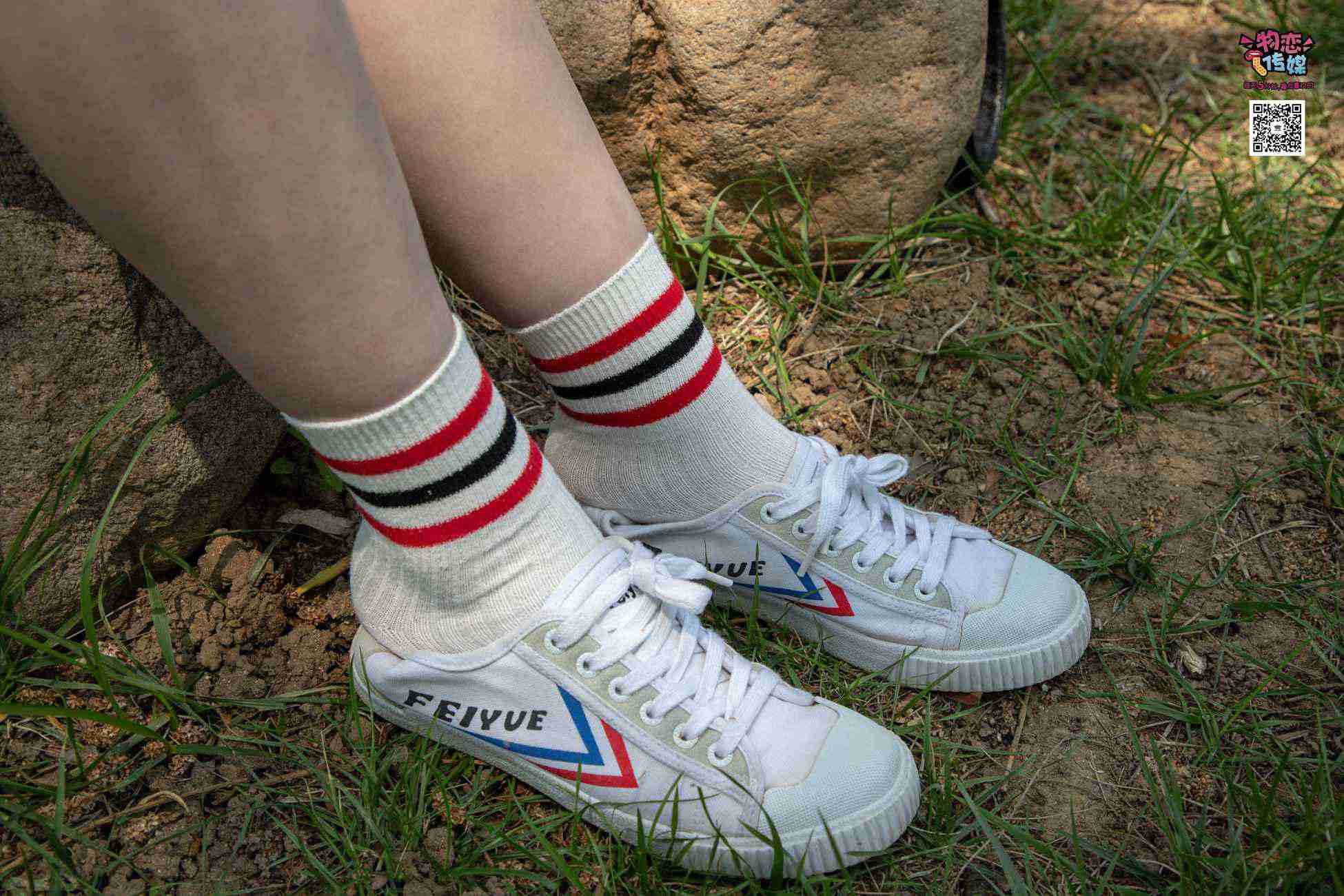 图片[64]-物恋传媒 No.009 纯纯的邻家小妹哦，小白鞋下藏着什么样的棉袜呢 [187P] – 速更版-美库