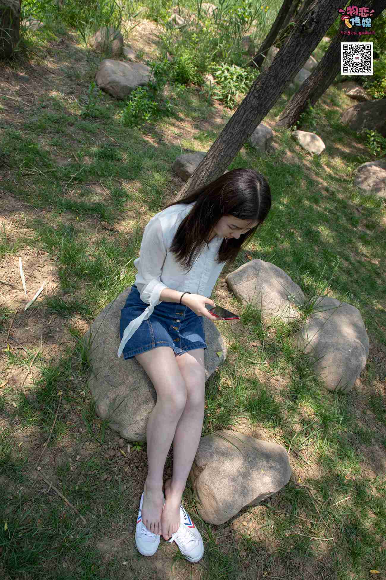 图片[71]-物恋传媒 No.009 纯纯的邻家小妹哦，小白鞋下藏着什么样的棉袜呢 [187P] – 速更版-美库