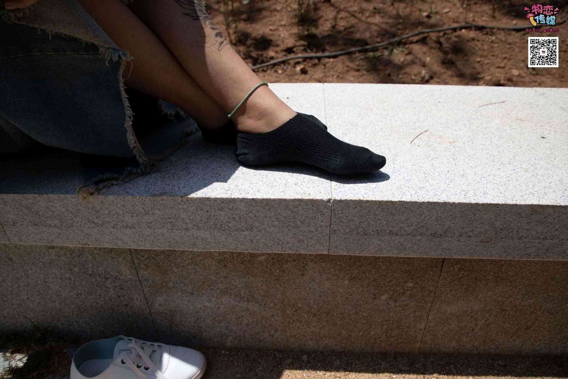 图片[42]-物恋传媒 No.011 纯纯的邻家小妹,小白鞋搭配黑色船袜,清凉一夏 [187P] – 速更版-美库