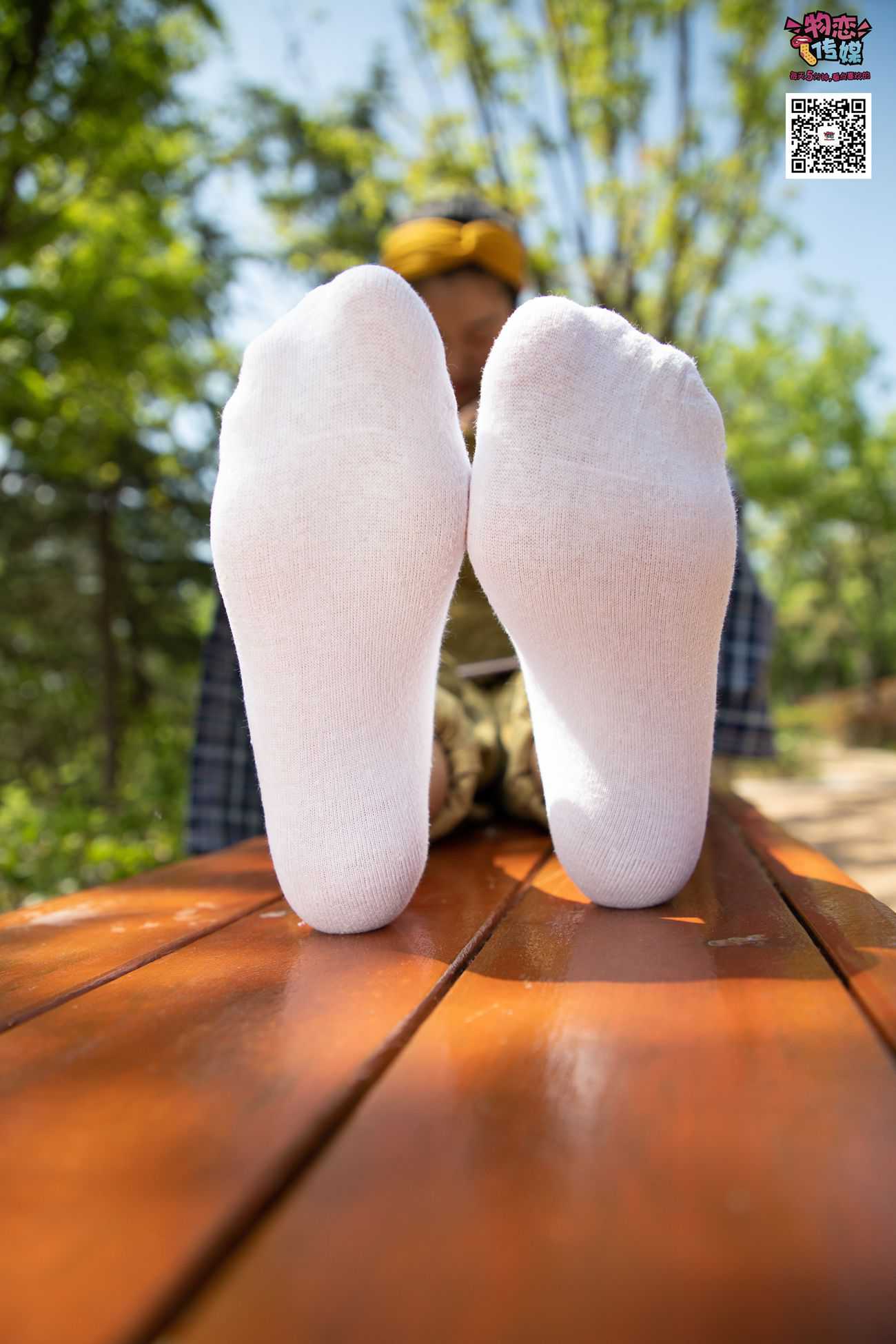 图片[32]-物恋传媒 No.013 气质独特的邻家小妹,粉色小棉袜加白袜哦 [187P] – 速更版-美库