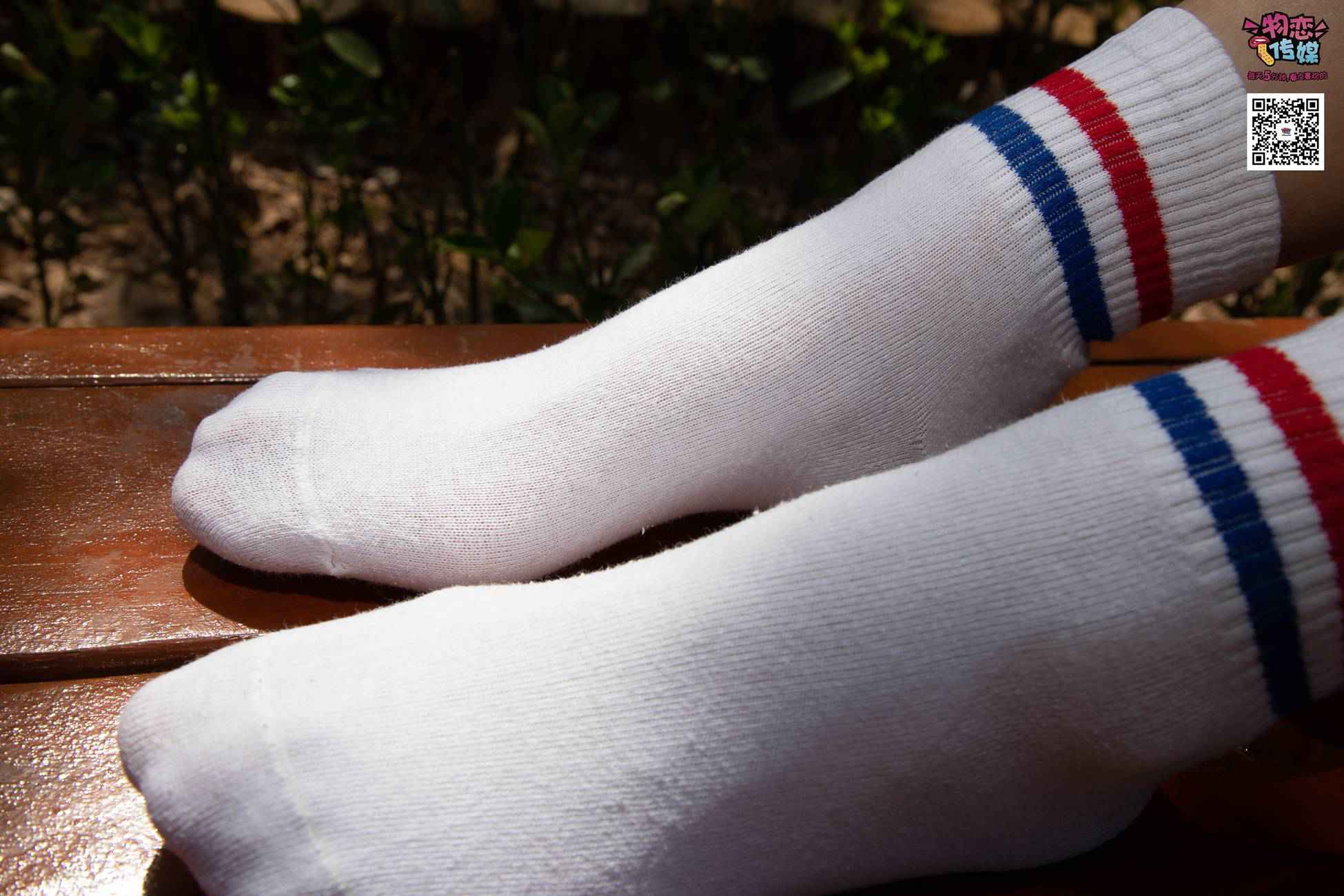 图片[41]-物恋传媒 No.013 气质独特的邻家小妹,粉色小棉袜加白袜哦 [187P] – 速更版-美库