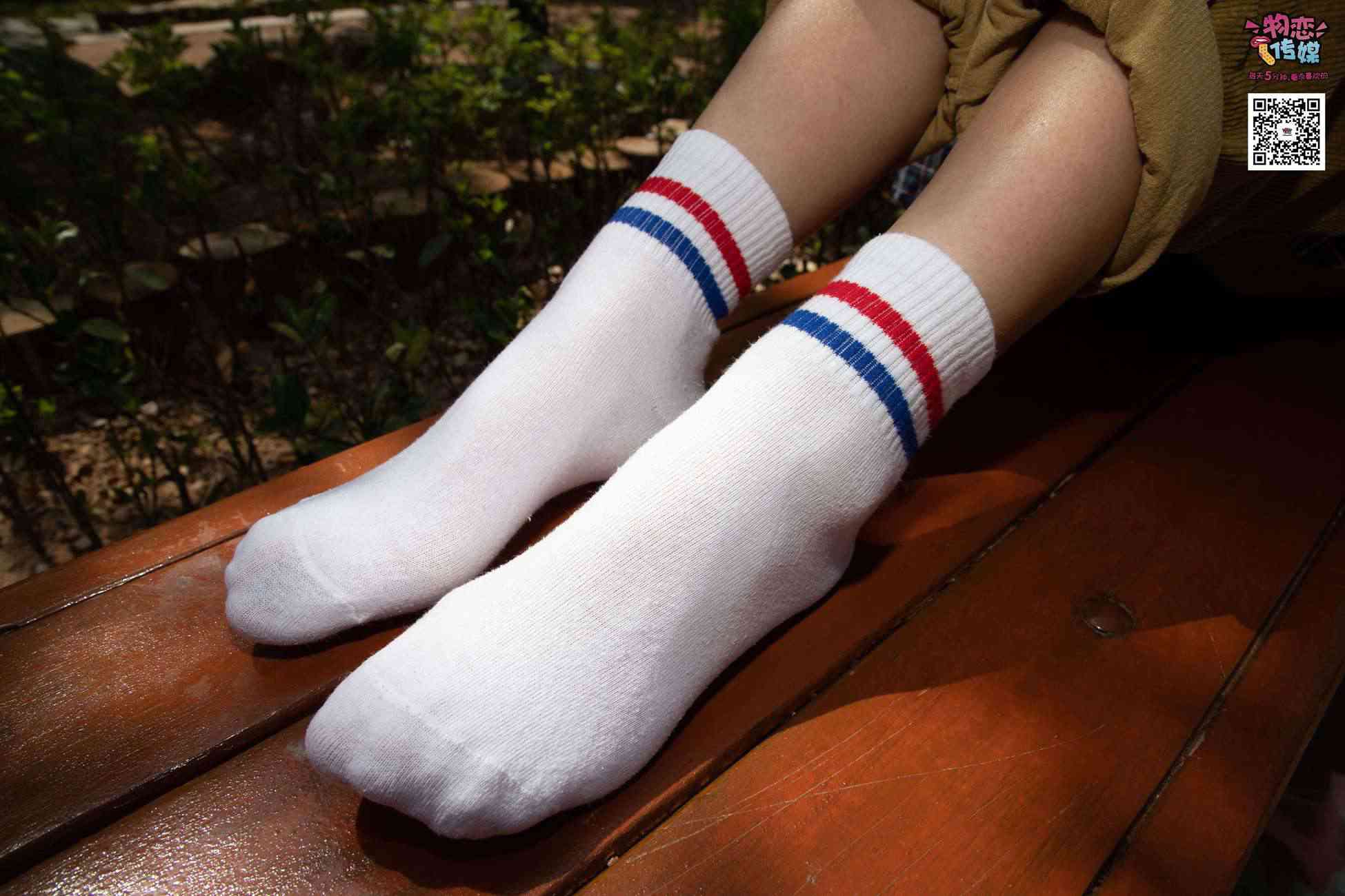 图片[42]-物恋传媒 No.013 气质独特的邻家小妹,粉色小棉袜加白袜哦 [187P] – 速更版-美库