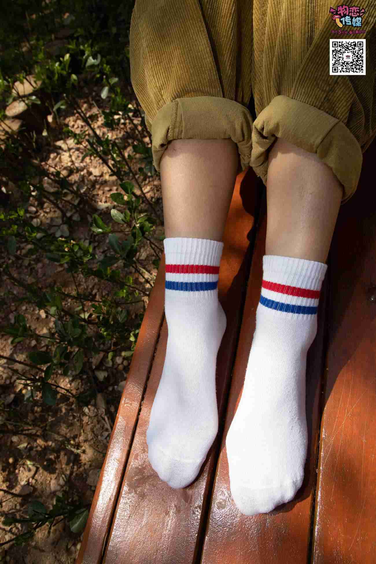 图片[45]-物恋传媒 No.013 气质独特的邻家小妹,粉色小棉袜加白袜哦 [187P] – 速更版-美库