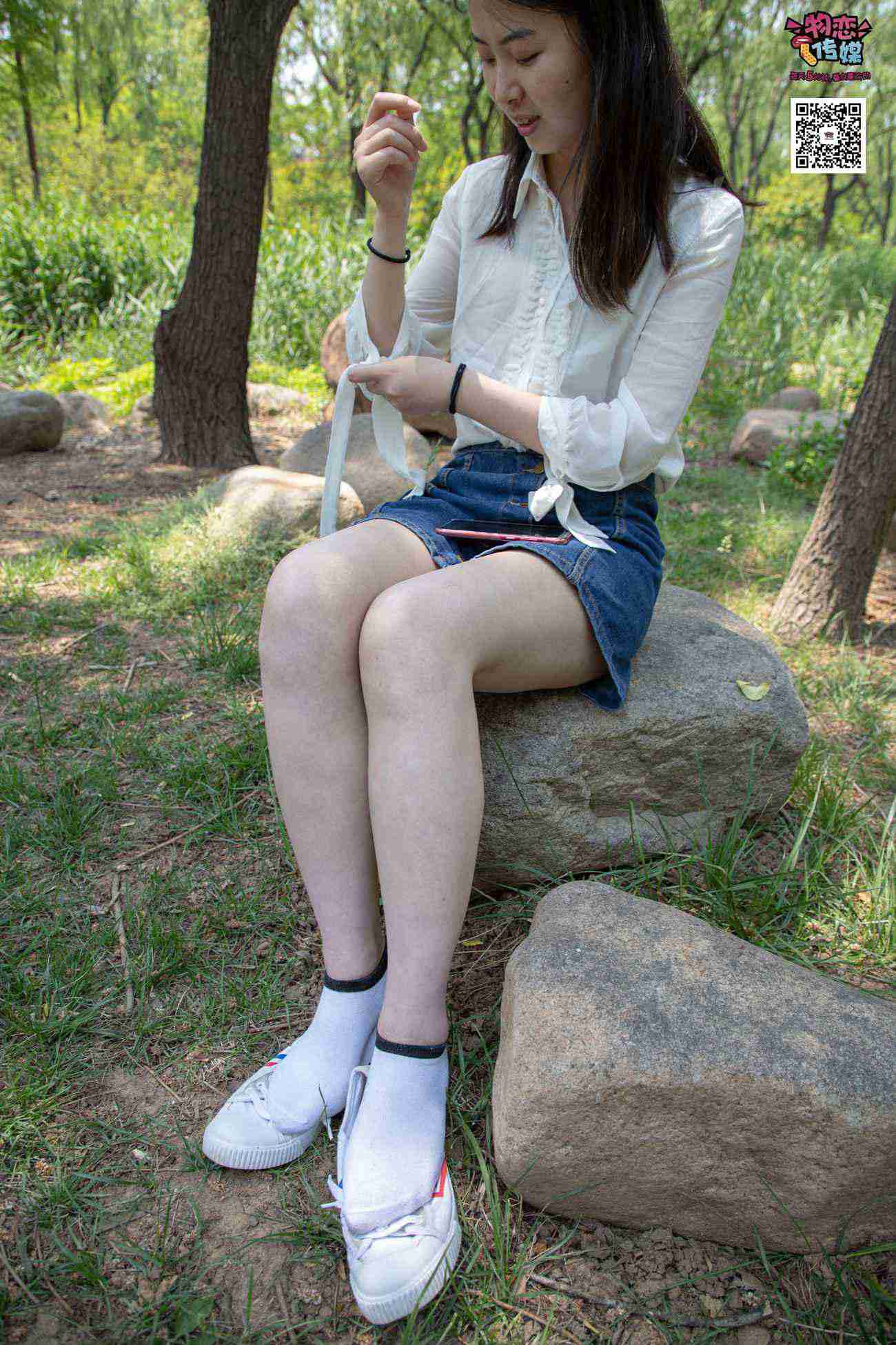 图片[101]-物恋传媒 No.009 纯纯的邻家小妹哦，小白鞋下藏着什么样的棉袜呢 [187P] – 速更版-美库