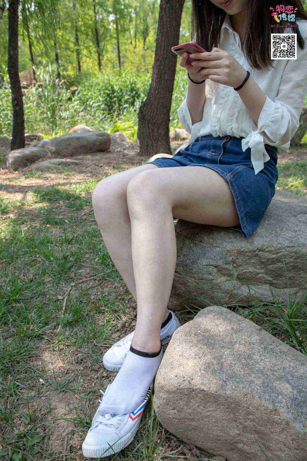 图片[110]-物恋传媒 No.009 纯纯的邻家小妹哦，小白鞋下藏着什么样的棉袜呢 [187P] – 速更版-美库