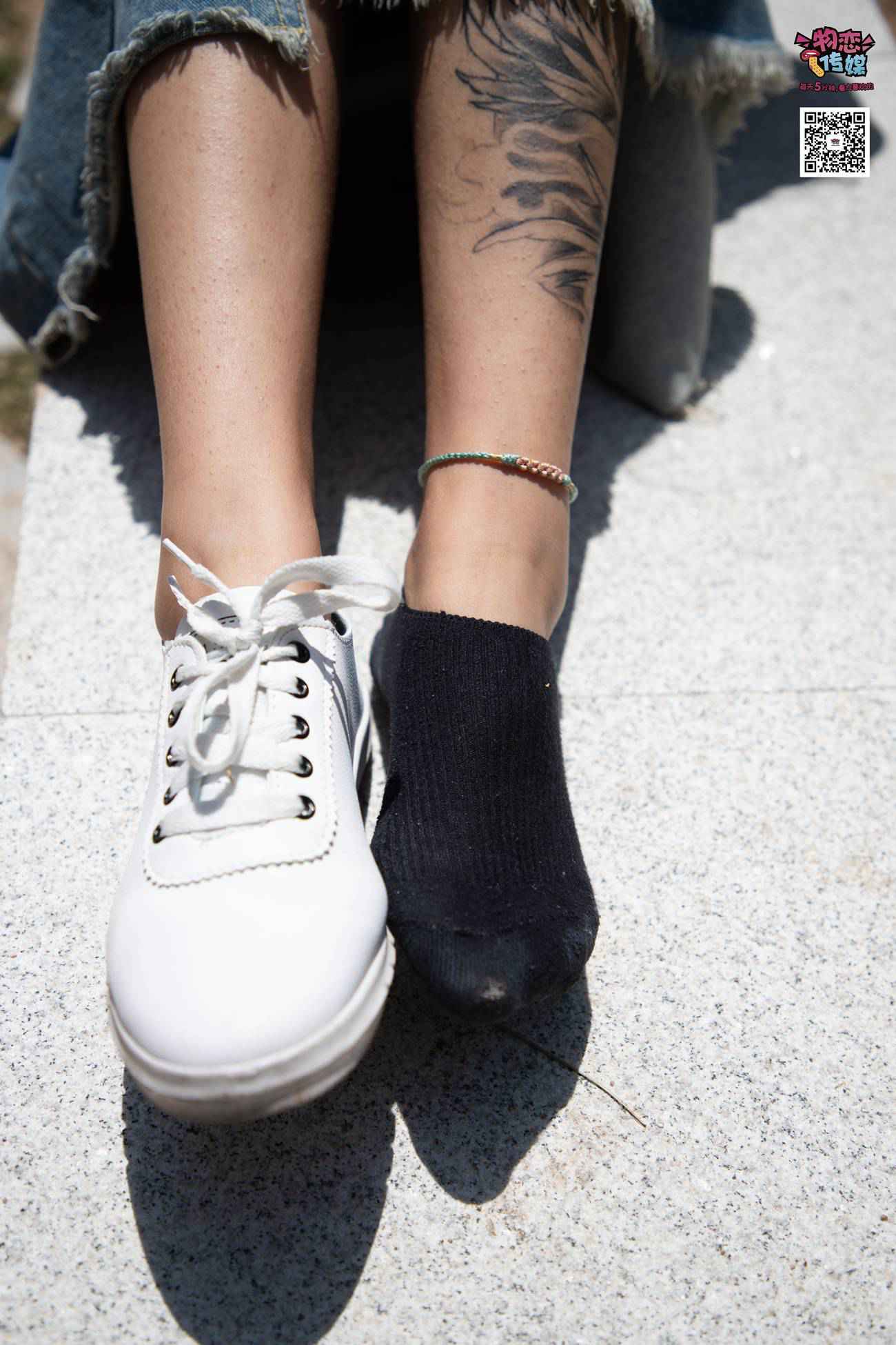 图片[73]-物恋传媒 No.011 纯纯的邻家小妹,小白鞋搭配黑色船袜,清凉一夏 [187P] – 速更版-美库