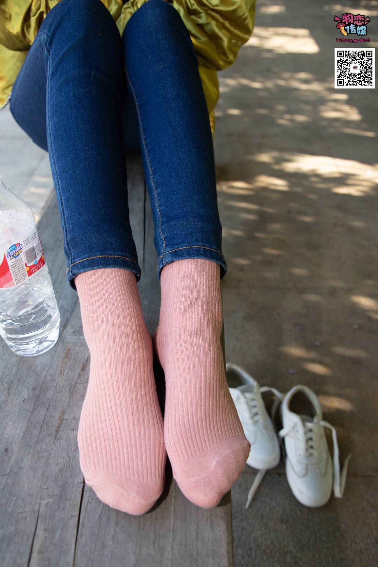 图片[65]-物恋传媒 No.012 娇小型小萝莉哦,猜猜我多大呢,小白板鞋搭配粉色棉袜 [124P] – 速更版-美库