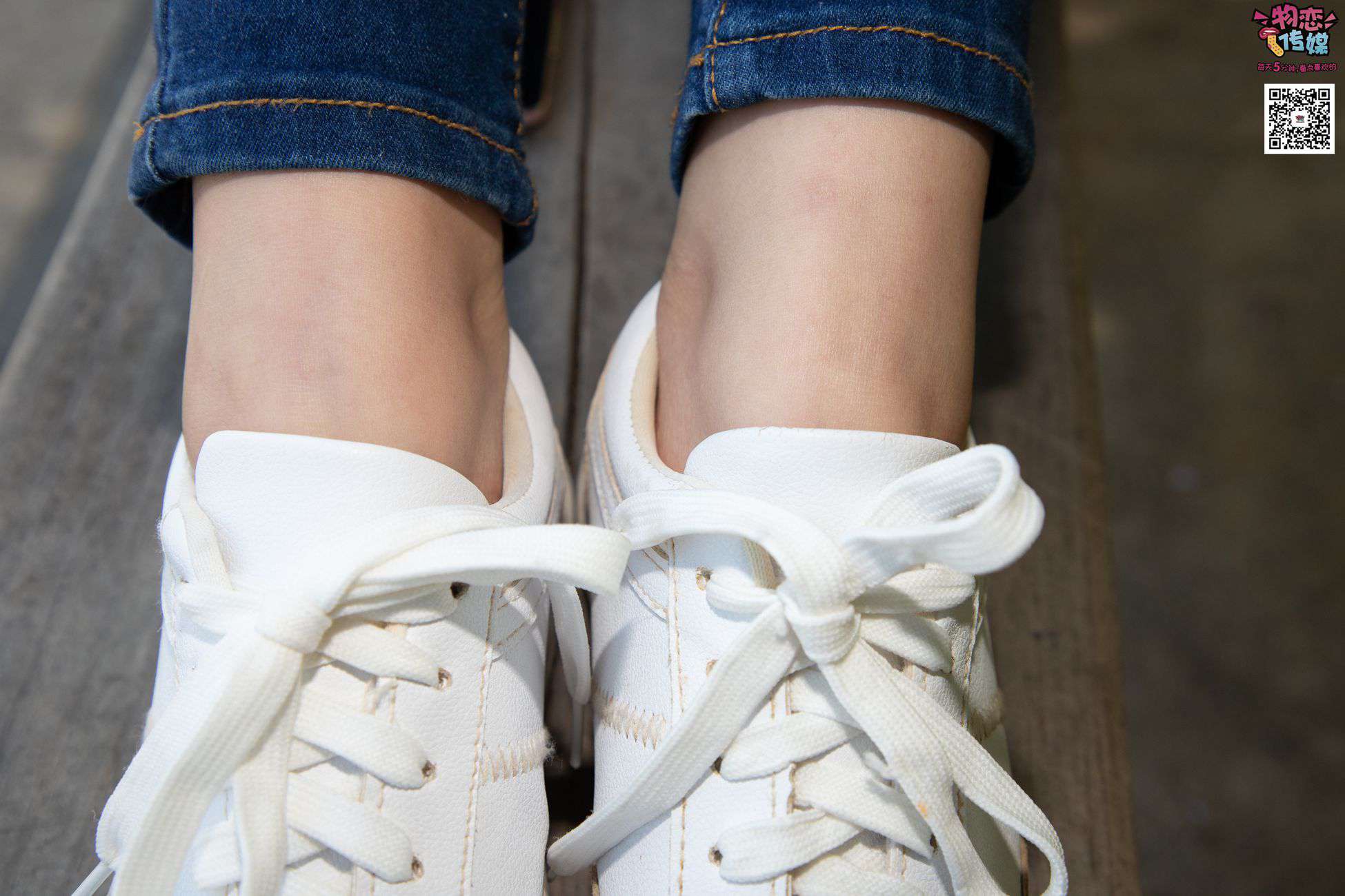 图片[71]-物恋传媒 No.012 娇小型小萝莉哦,猜猜我多大呢,小白板鞋搭配粉色棉袜 [124P] – 速更版-美库