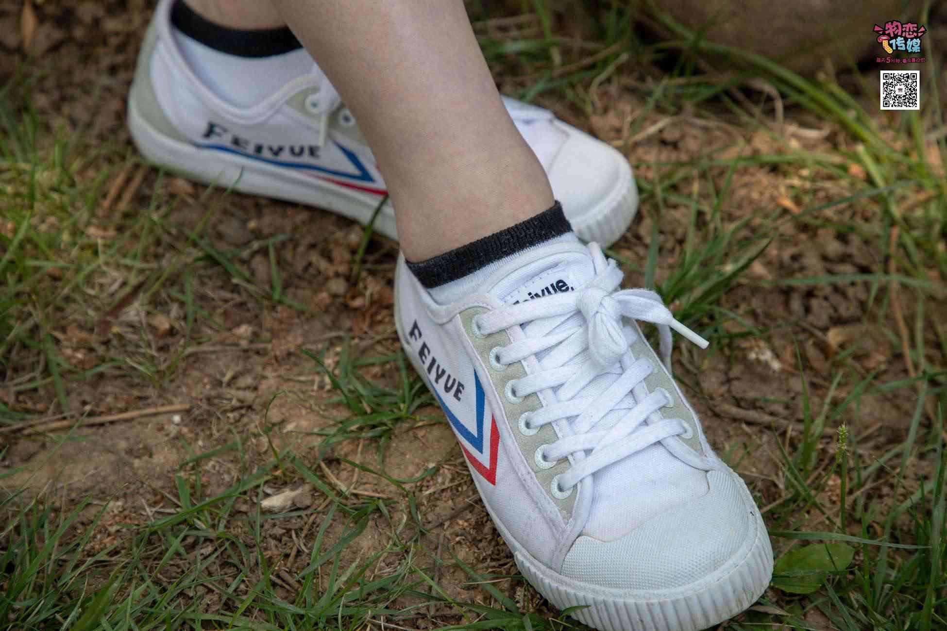 图片[120]-物恋传媒 No.009 纯纯的邻家小妹哦，小白鞋下藏着什么样的棉袜呢 [187P] – 速更版-美库