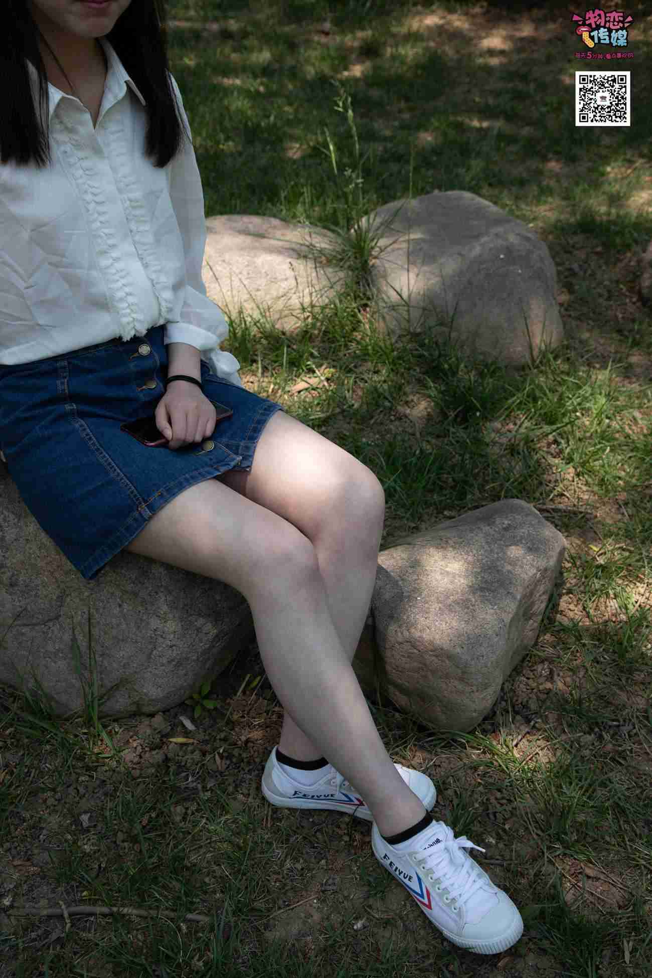 图片[127]-物恋传媒 No.009 纯纯的邻家小妹哦，小白鞋下藏着什么样的棉袜呢 [187P] – 速更版-美库