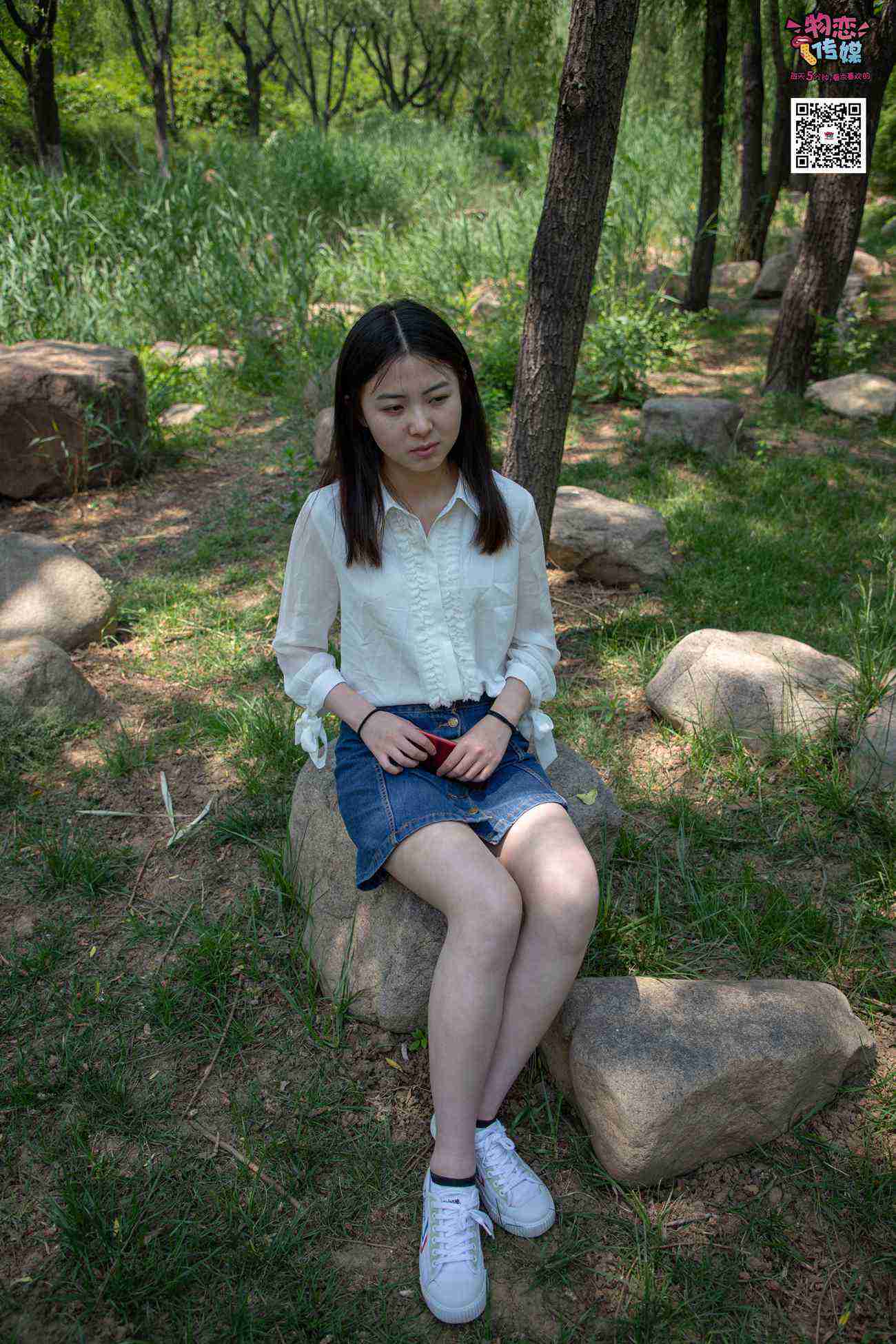 图片[132]-物恋传媒 No.009 纯纯的邻家小妹哦，小白鞋下藏着什么样的棉袜呢 [187P] – 速更版-美库