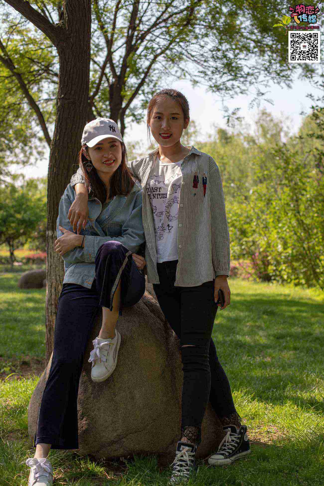 图片[93]-[物恋传媒] NO.010 纯的闺蜜情，纯纯的鞋子与棉袜 [209P] – 速更版-美库