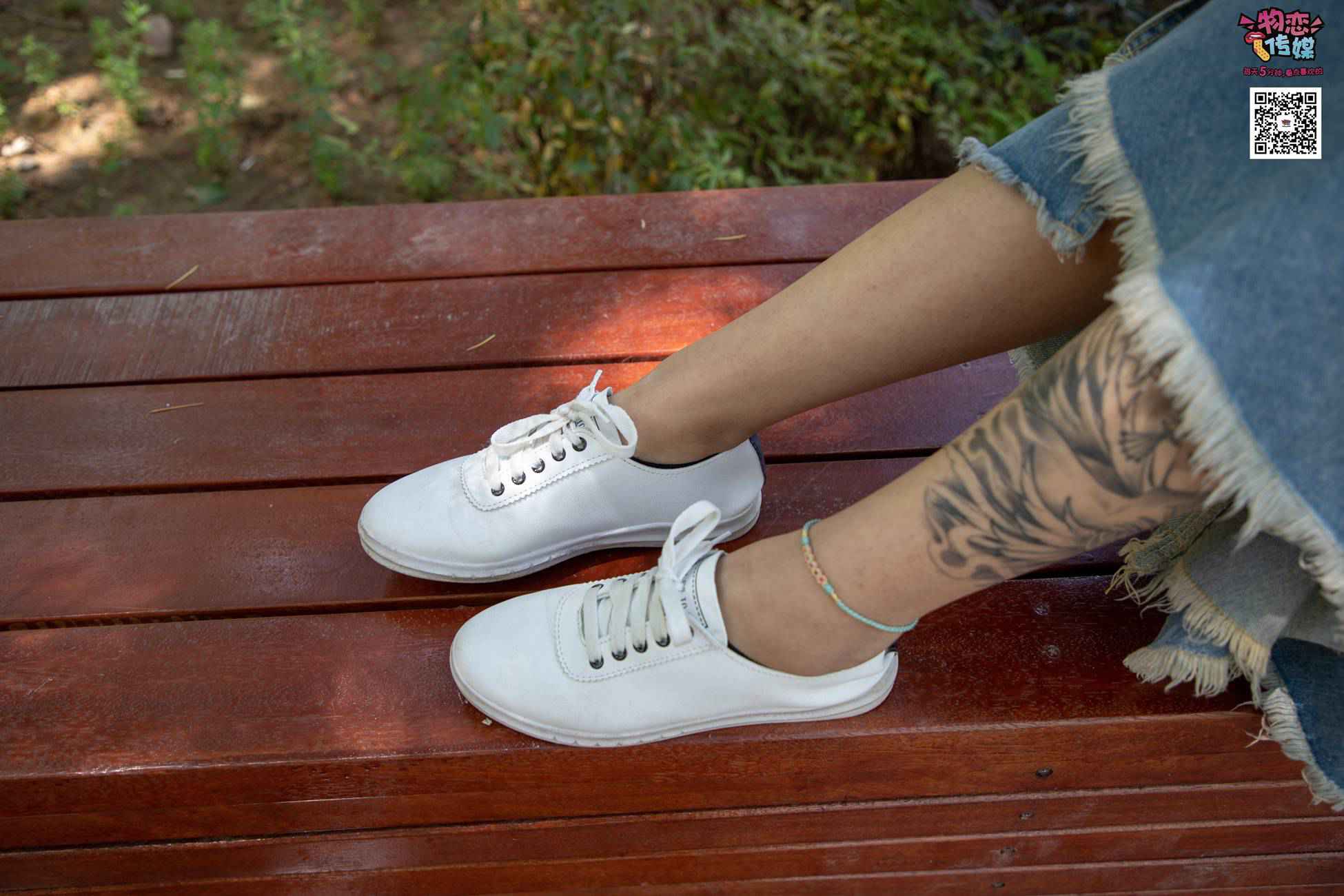 图片[94]-物恋传媒 No.011 纯纯的邻家小妹,小白鞋搭配黑色船袜,清凉一夏 [187P] – 速更版-美库
