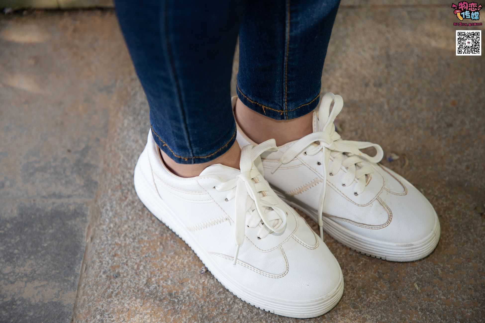 图片[88]-物恋传媒 No.012 娇小型小萝莉哦,猜猜我多大呢,小白板鞋搭配粉色棉袜 [124P] – 速更版-美库