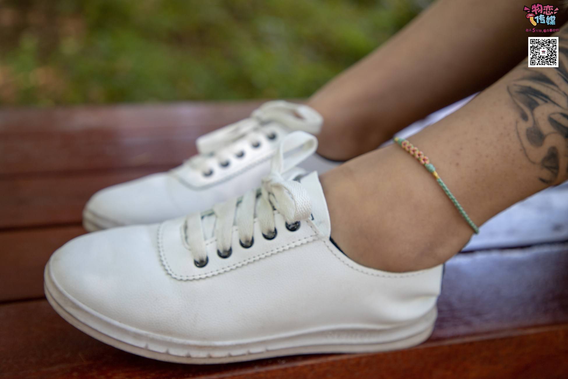 图片[97]-物恋传媒 No.011 纯纯的邻家小妹,小白鞋搭配黑色船袜,清凉一夏 [187P] – 速更版-美库