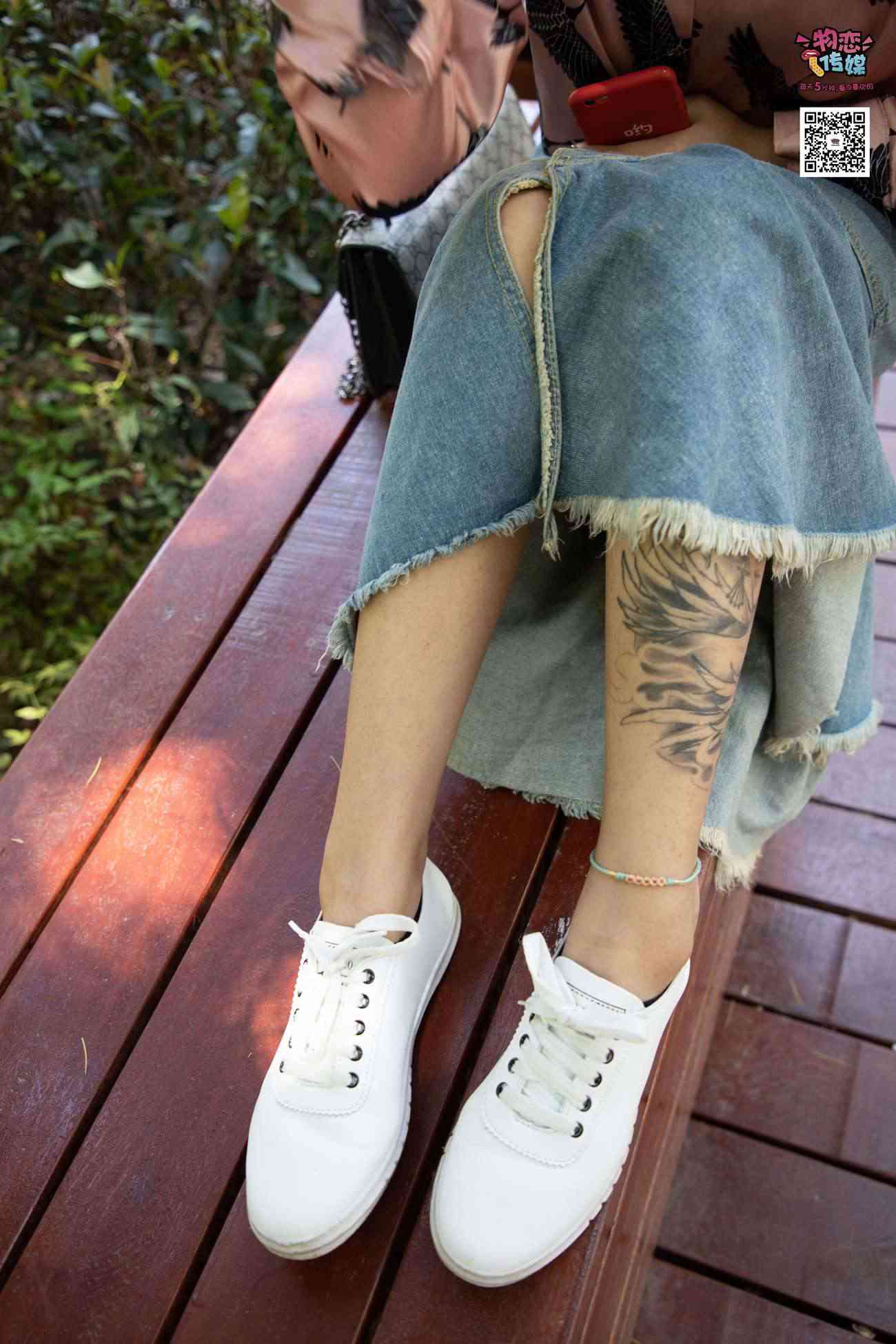 图片[100]-物恋传媒 No.011 纯纯的邻家小妹,小白鞋搭配黑色船袜,清凉一夏 [187P] – 速更版-美库