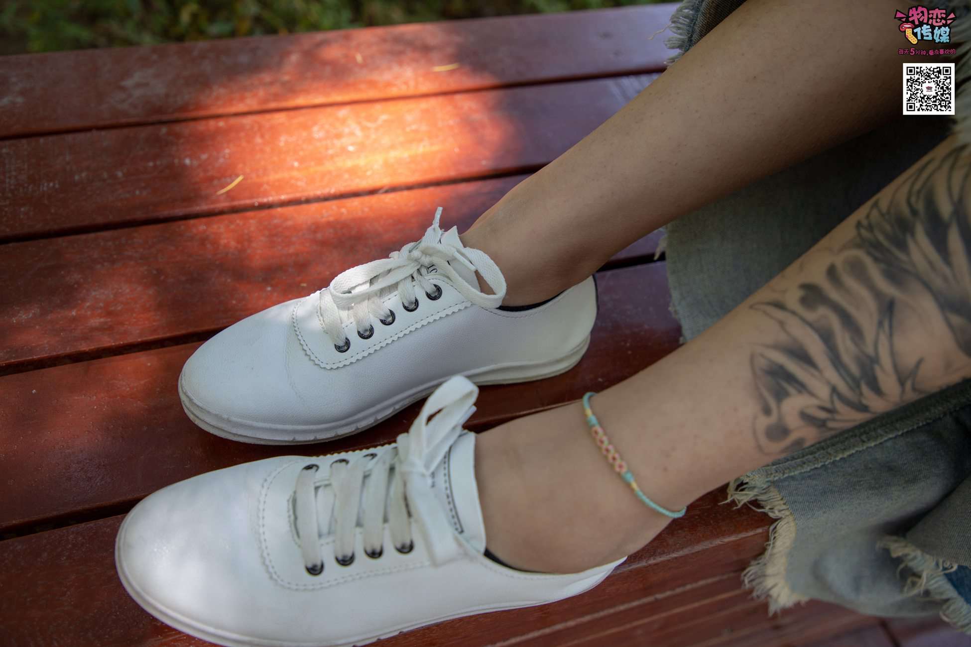 图片[101]-物恋传媒 No.011 纯纯的邻家小妹,小白鞋搭配黑色船袜,清凉一夏 [187P] – 速更版-美库