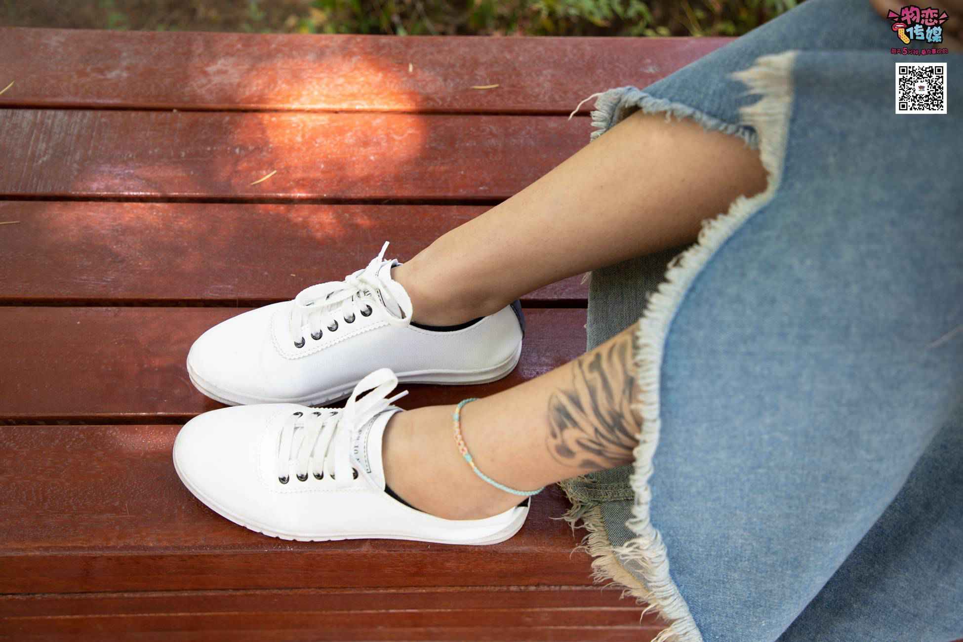 图片[104]-物恋传媒 No.011 纯纯的邻家小妹,小白鞋搭配黑色船袜,清凉一夏 [187P] – 速更版-美库