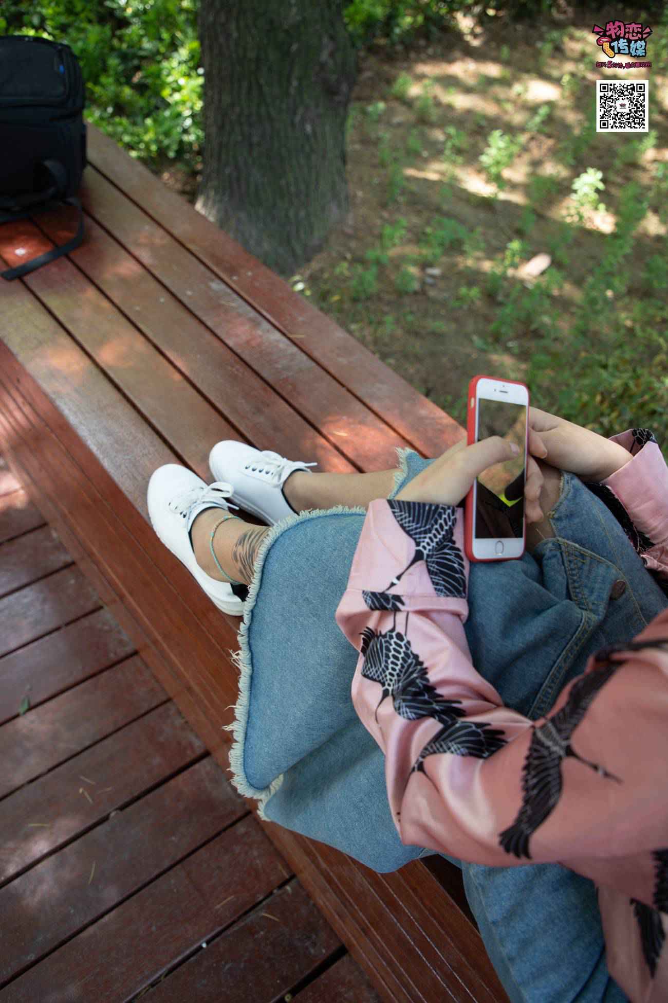 图片[105]-物恋传媒 No.011 纯纯的邻家小妹,小白鞋搭配黑色船袜,清凉一夏 [187P] – 速更版-美库