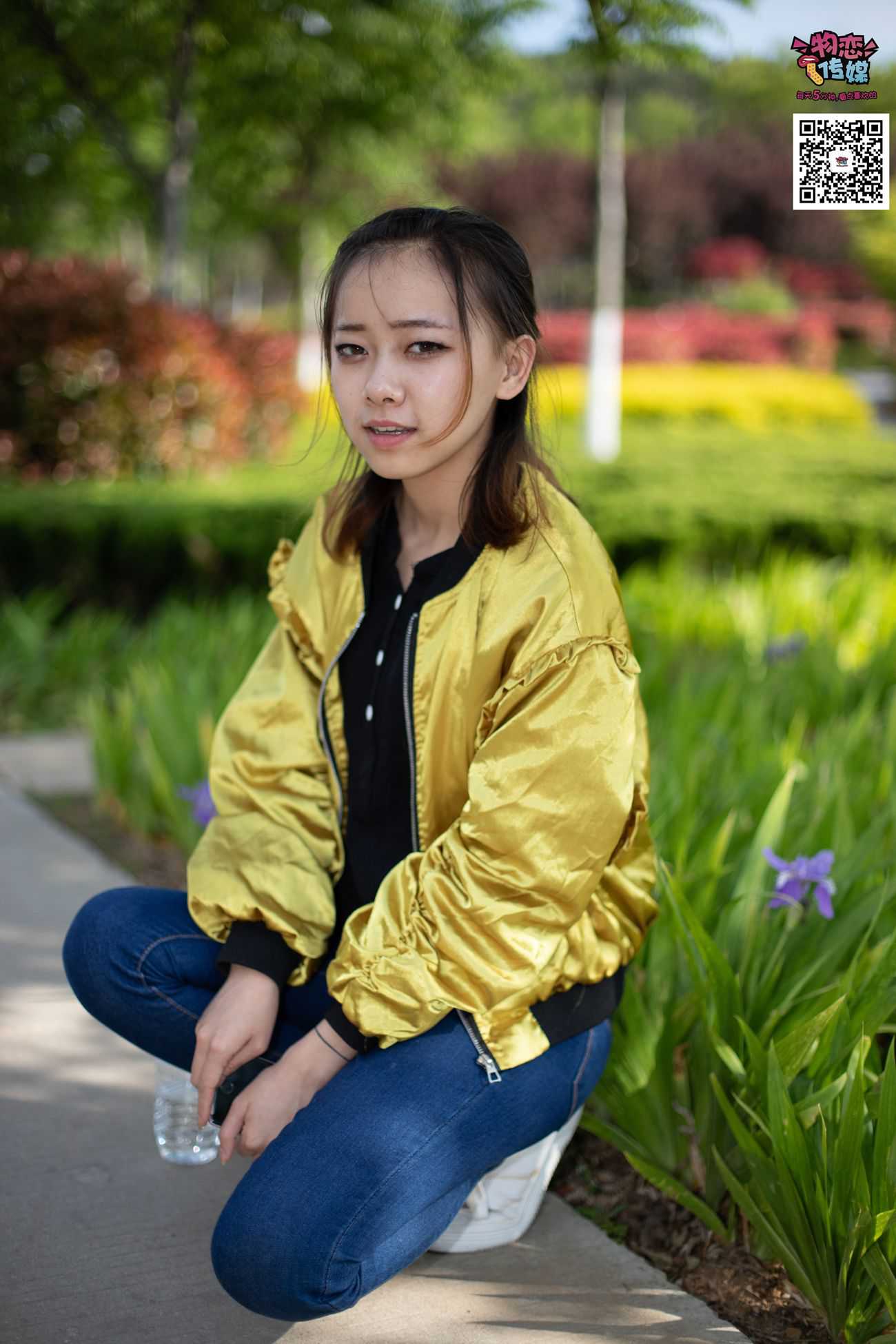 图片[100]-物恋传媒 No.012 娇小型小萝莉哦,猜猜我多大呢,小白板鞋搭配粉色棉袜 [124P] – 速更版-美库