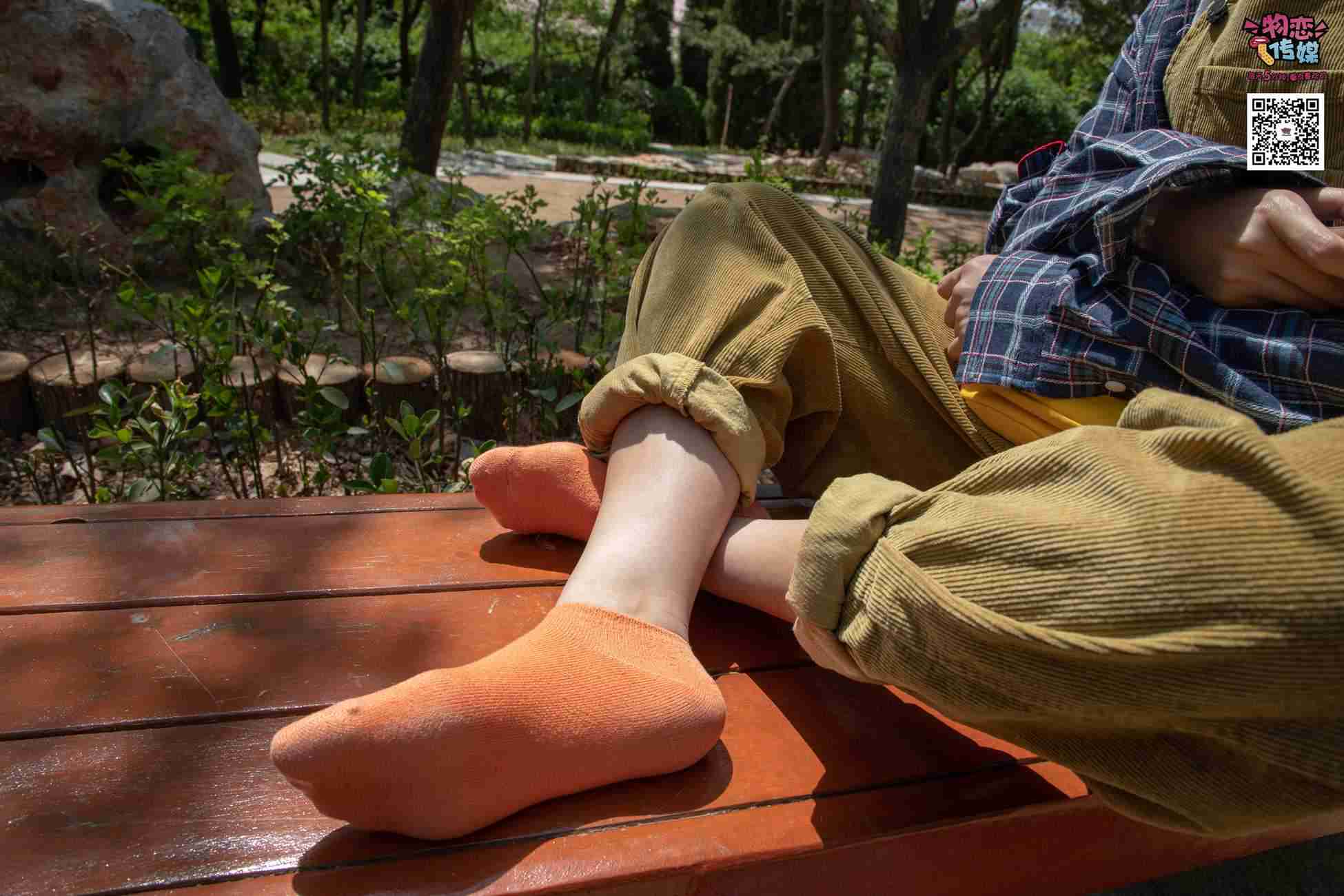 图片[94]-物恋传媒 No.013 气质独特的邻家小妹,粉色小棉袜加白袜哦 [187P] – 速更版-美库