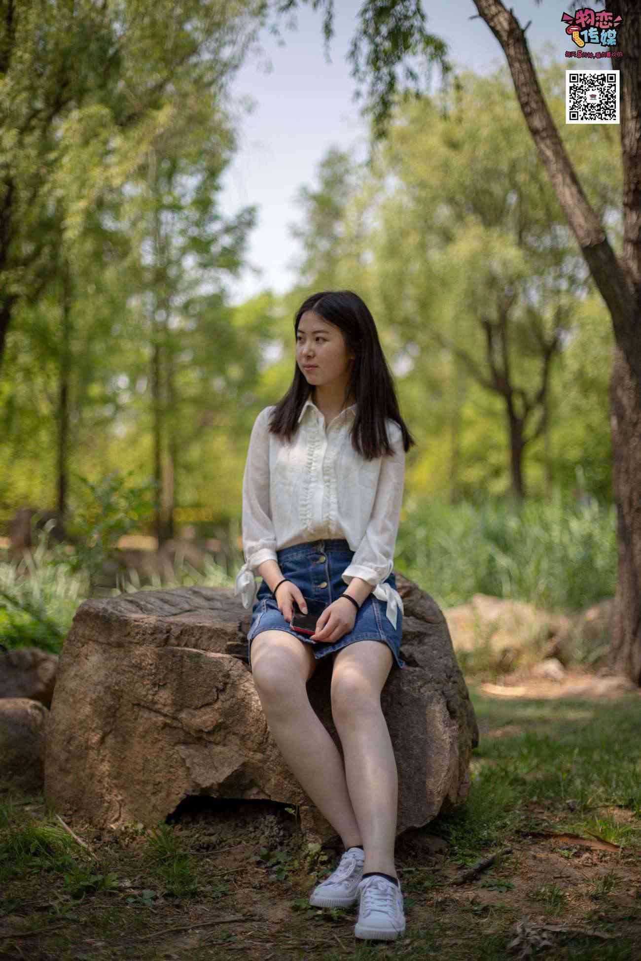 图片[169]-物恋传媒 No.009 纯纯的邻家小妹哦，小白鞋下藏着什么样的棉袜呢 [187P] – 速更版-美库