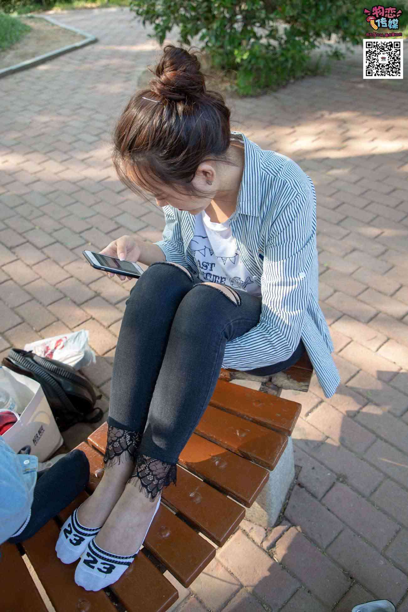 图片[114]-[物恋传媒] NO.010 纯的闺蜜情，纯纯的鞋子与棉袜 [209P] – 速更版-美库