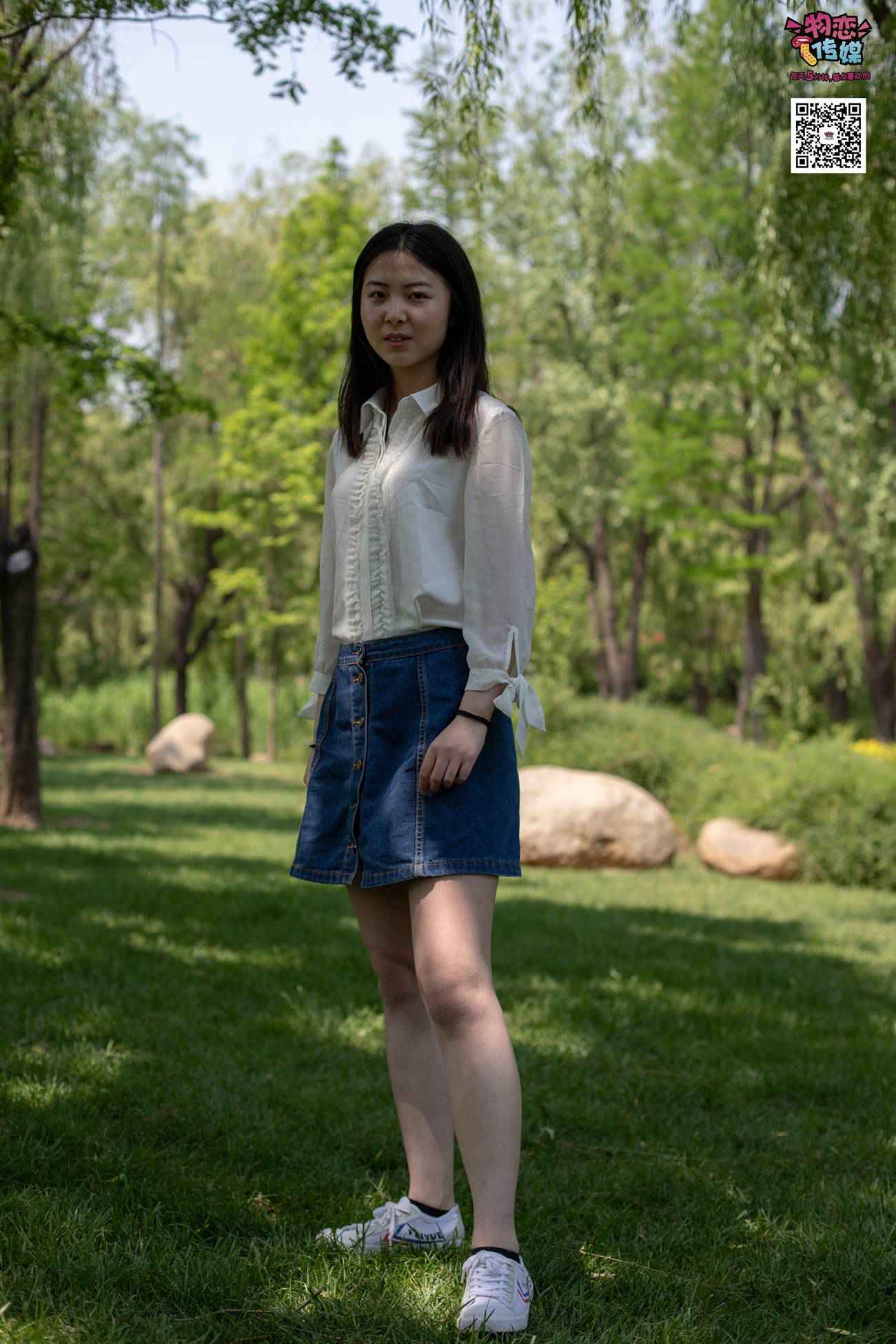 图片[171]-物恋传媒 No.009 纯纯的邻家小妹哦，小白鞋下藏着什么样的棉袜呢 [187P] – 速更版-美库