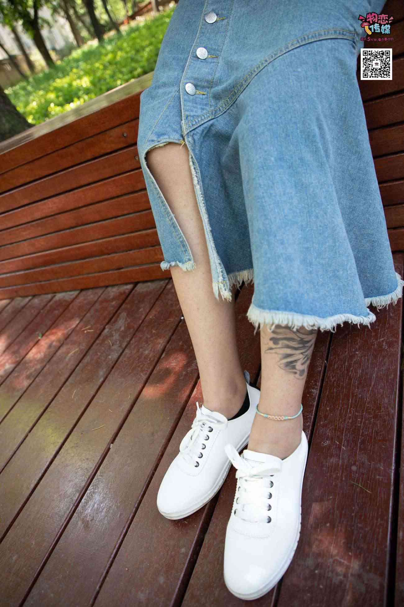图片[115]-物恋传媒 No.011 纯纯的邻家小妹,小白鞋搭配黑色船袜,清凉一夏 [187P] – 速更版-美库