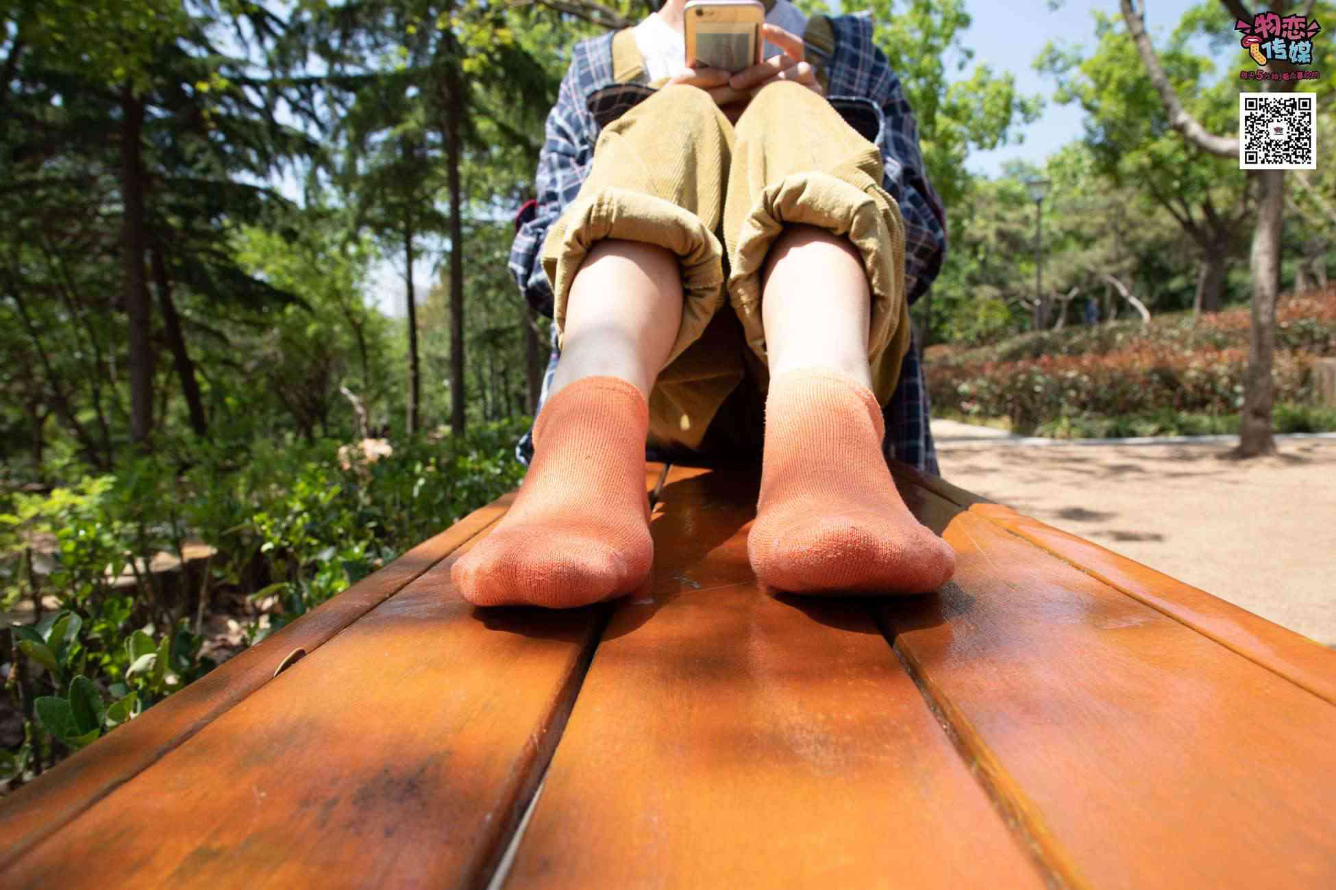 图片[99]-物恋传媒 No.013 气质独特的邻家小妹,粉色小棉袜加白袜哦 [187P] – 速更版-美库