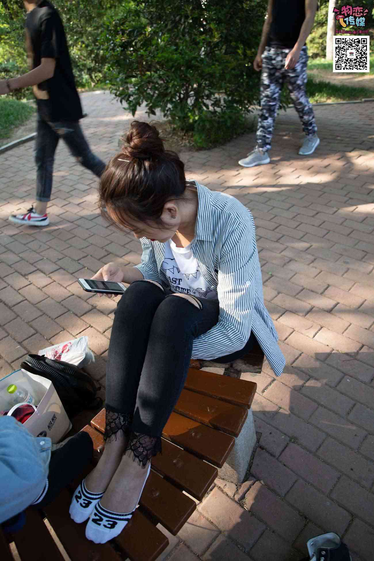 图片[118]-[物恋传媒] NO.010 纯的闺蜜情，纯纯的鞋子与棉袜 [209P] – 速更版-美库