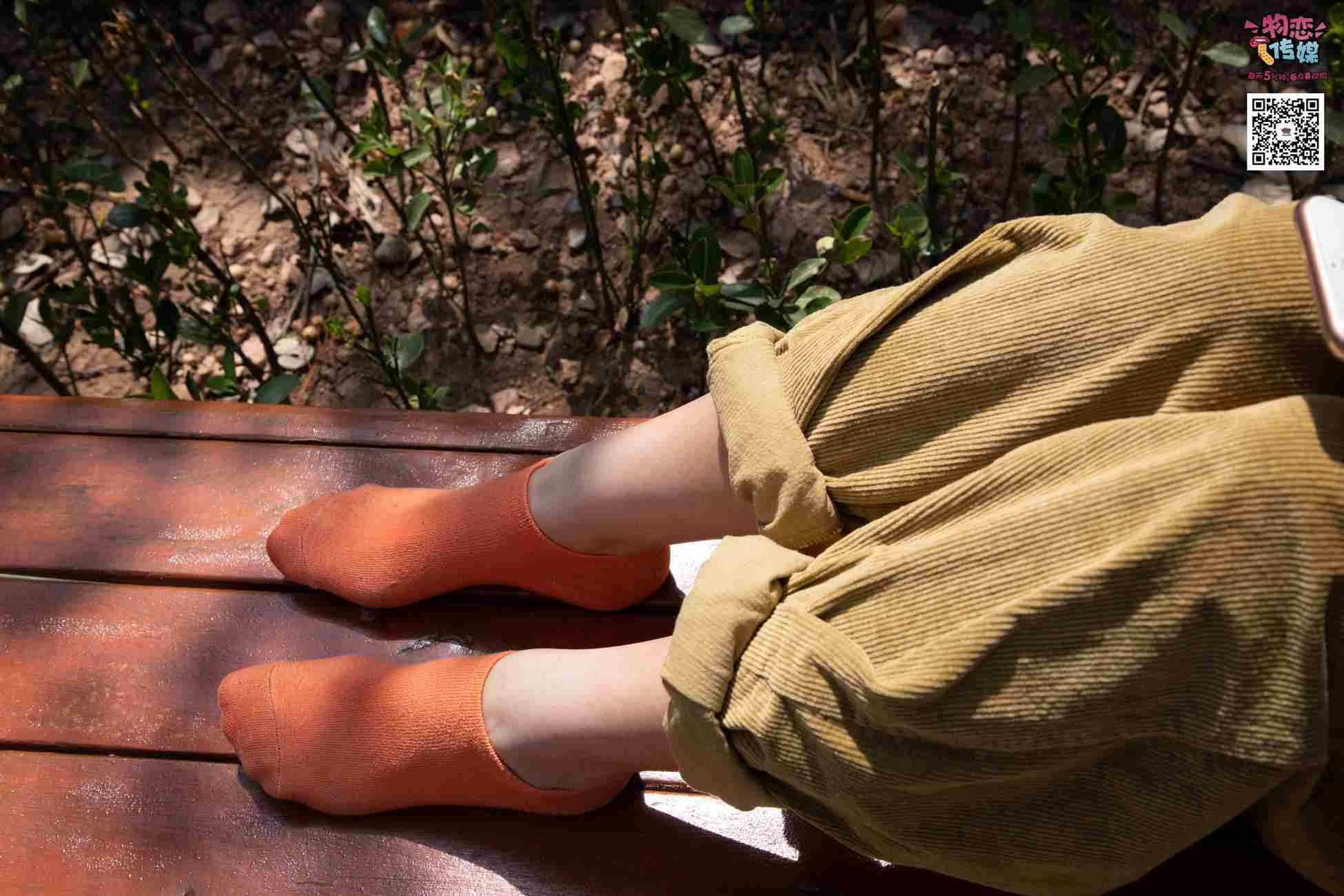 图片[101]-物恋传媒 No.013 气质独特的邻家小妹,粉色小棉袜加白袜哦 [187P] – 速更版-美库