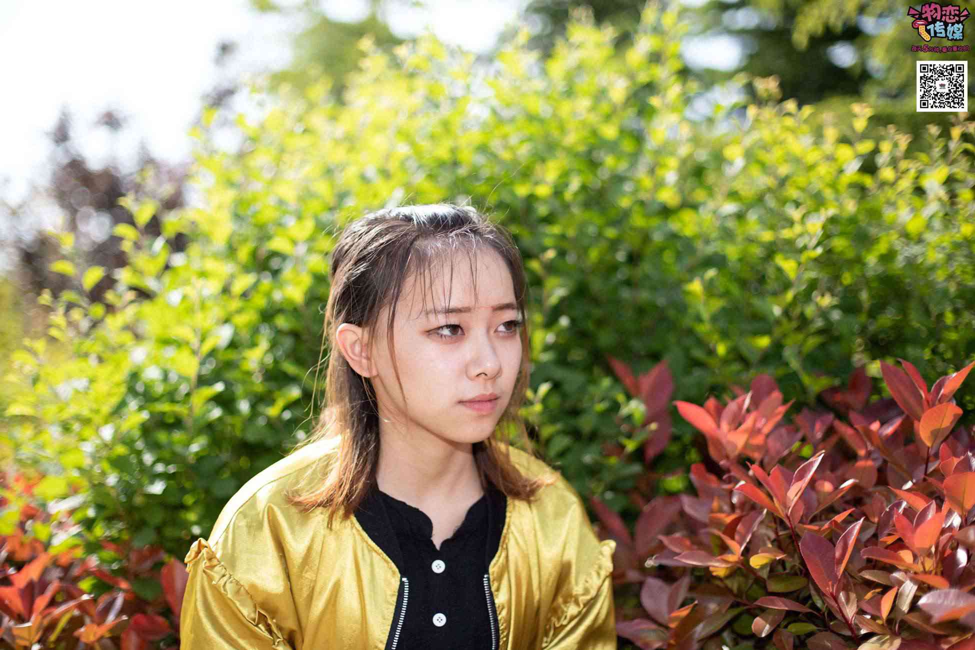 图片[109]-物恋传媒 No.012 娇小型小萝莉哦,猜猜我多大呢,小白板鞋搭配粉色棉袜 [124P] – 速更版-美库